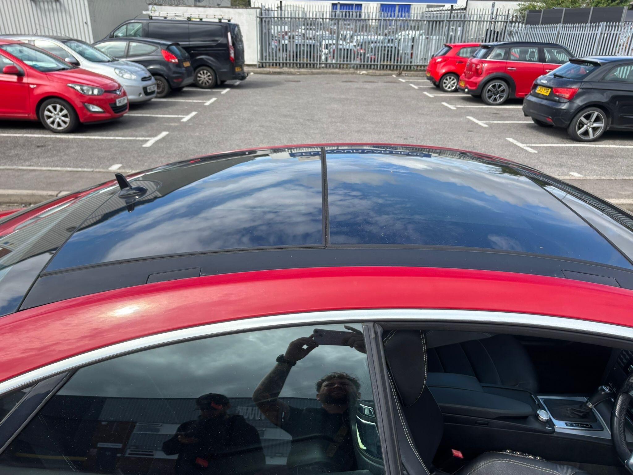 Mercedes-Benz E-Class view 37