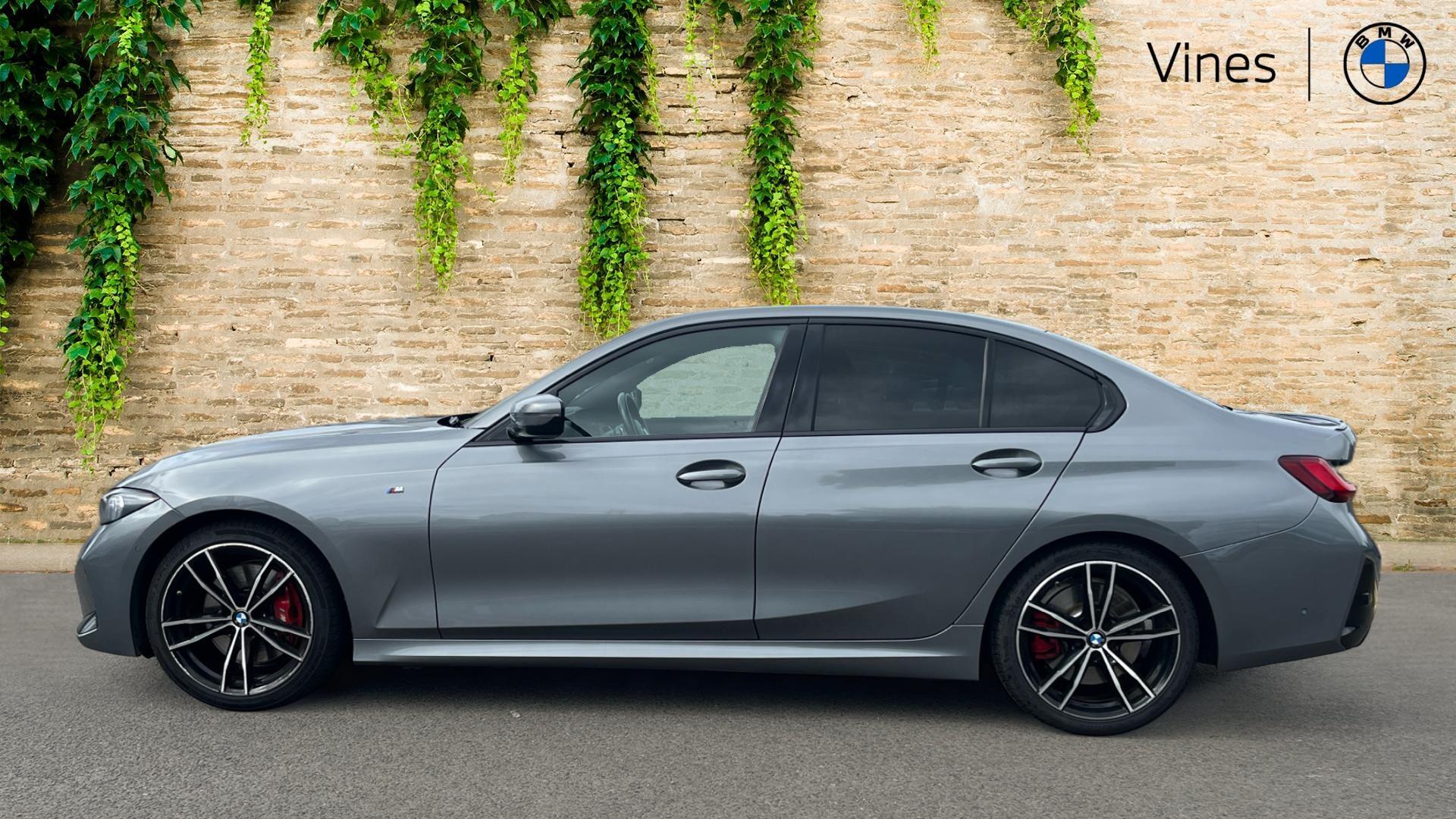 BMW 3 Series view 3