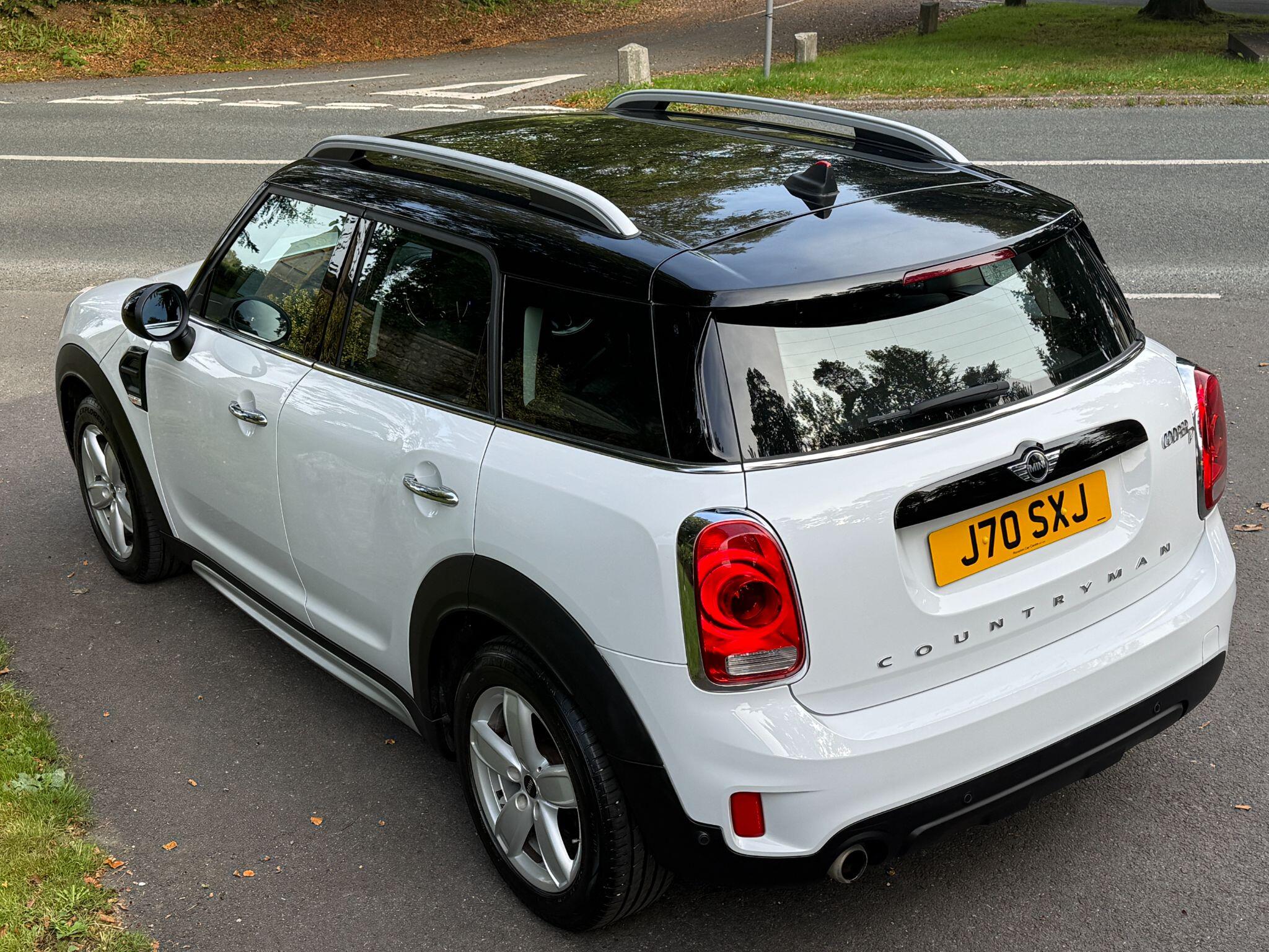 Mini Countryman view 23