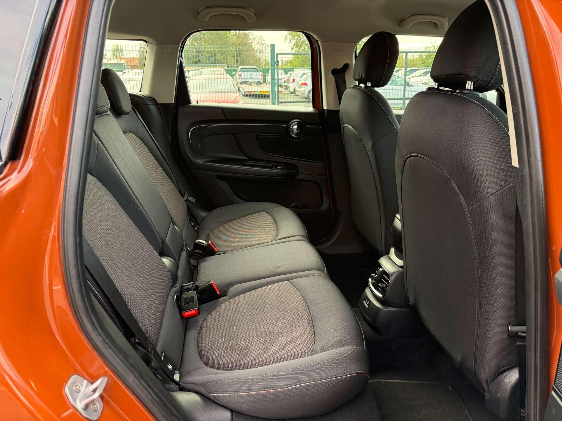 Mini Countryman view 29