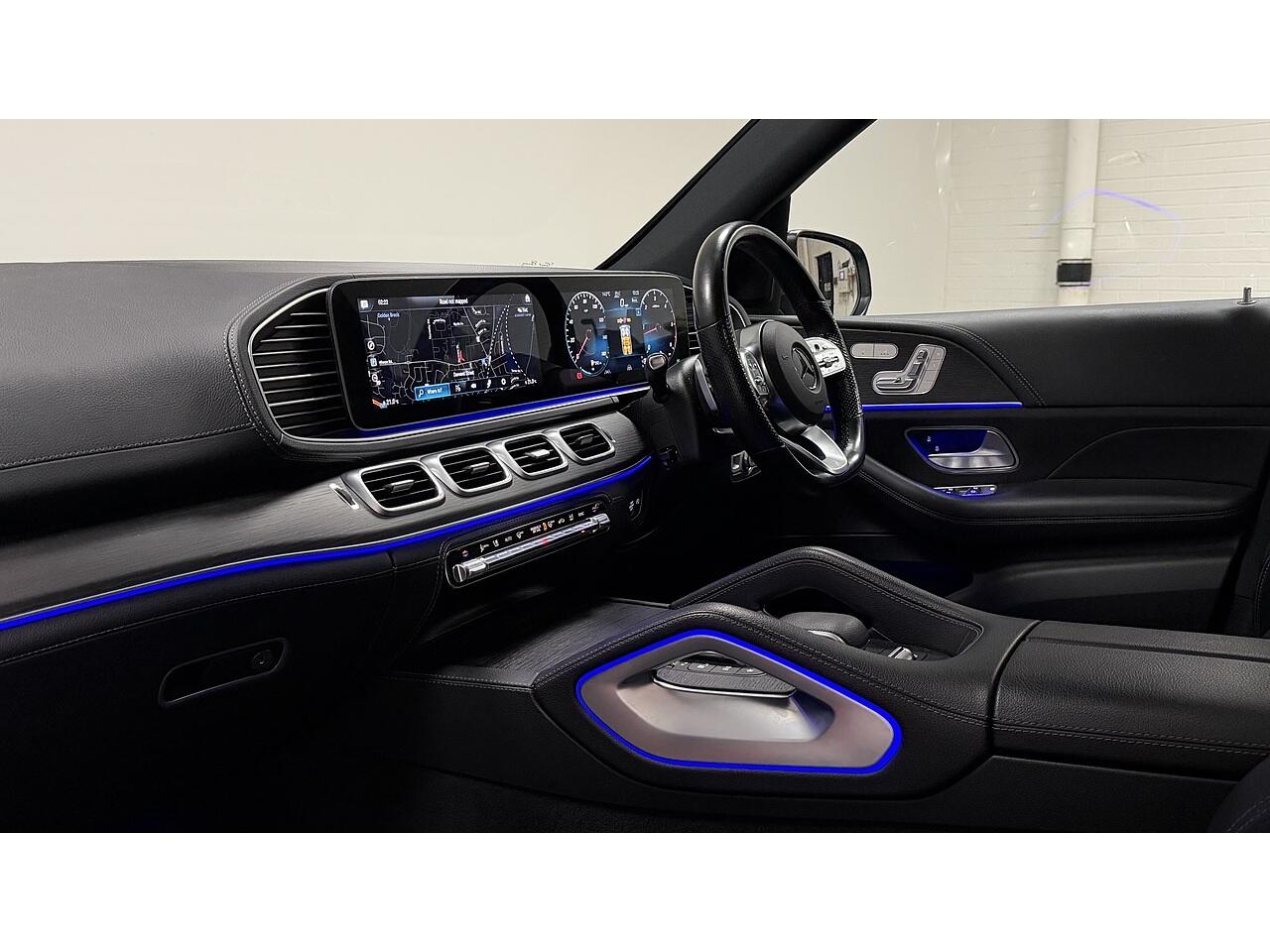 Mercedes-Benz GLE view 24