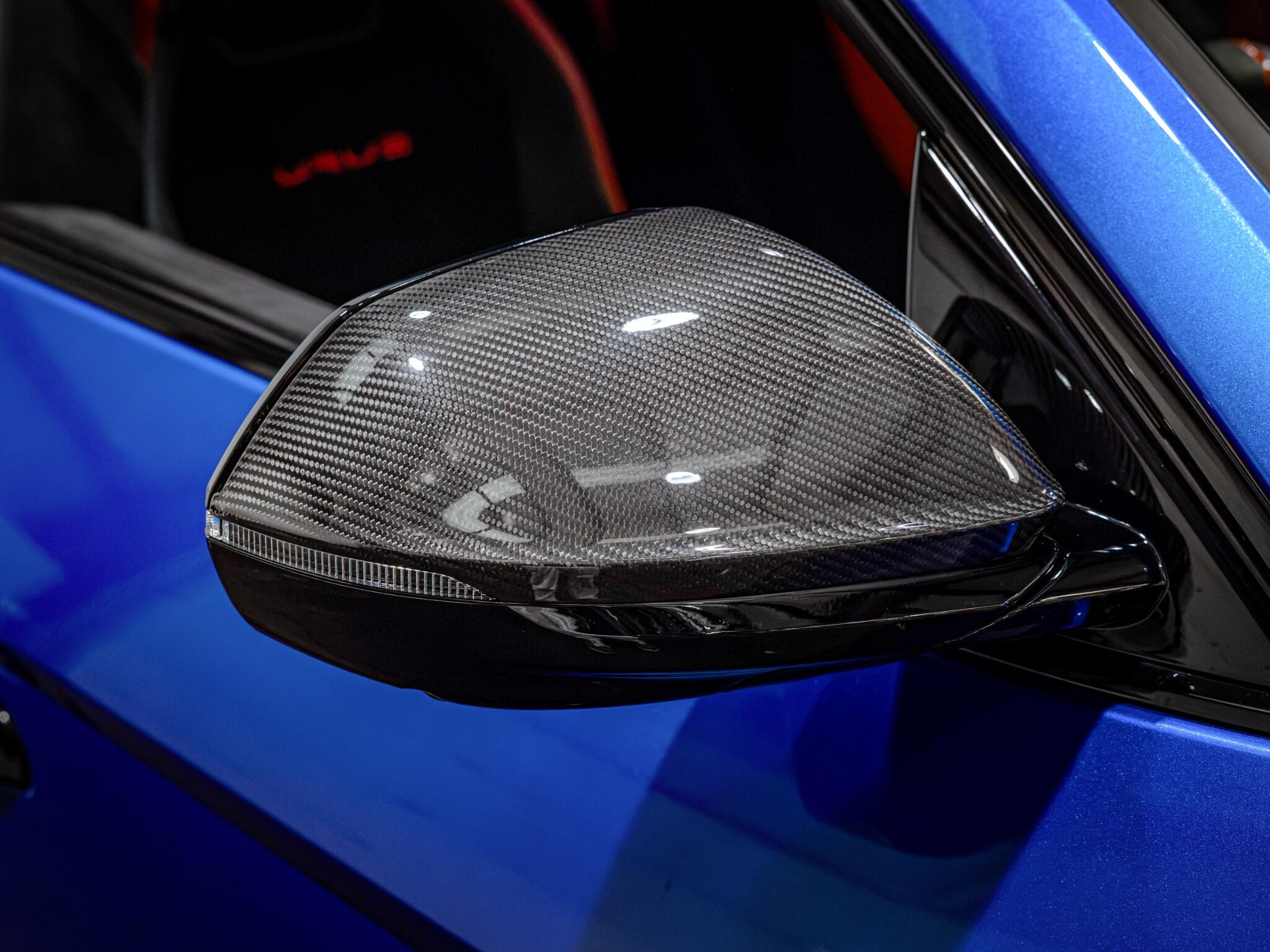 Lamborghini Urus view 16