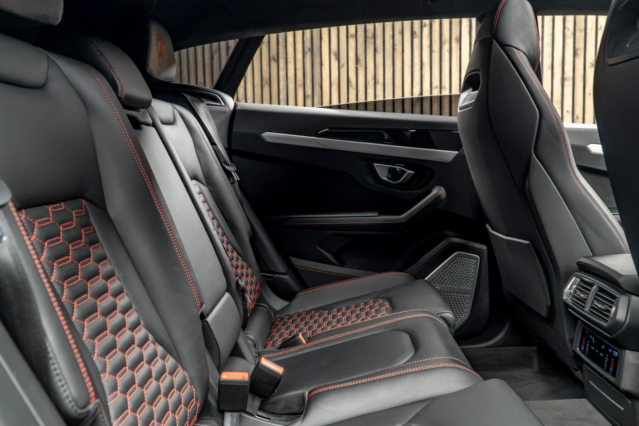 Lamborghini Urus view 49