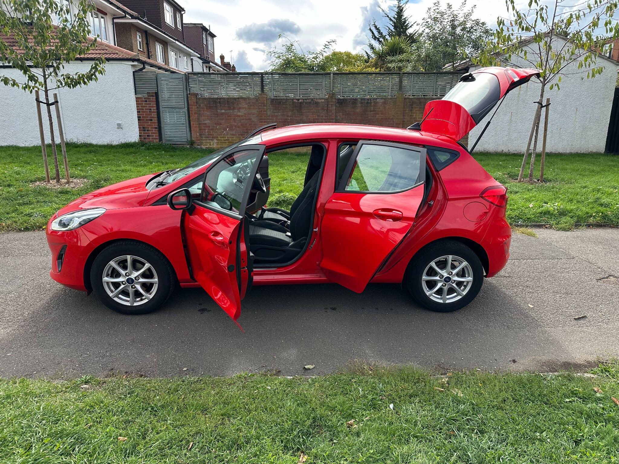 2019 Ford Fiesta 1.1 Ti-VCT Zetec Euro 6 (s/s) 5dr • 31,000 miles image 35