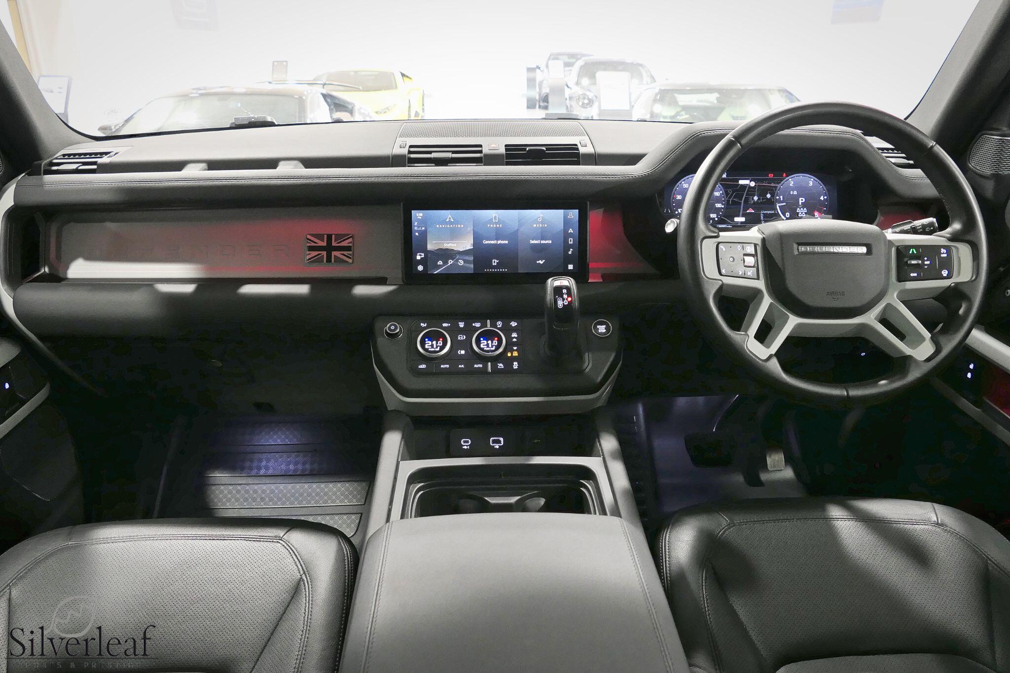 Land Rover Defender view 13
