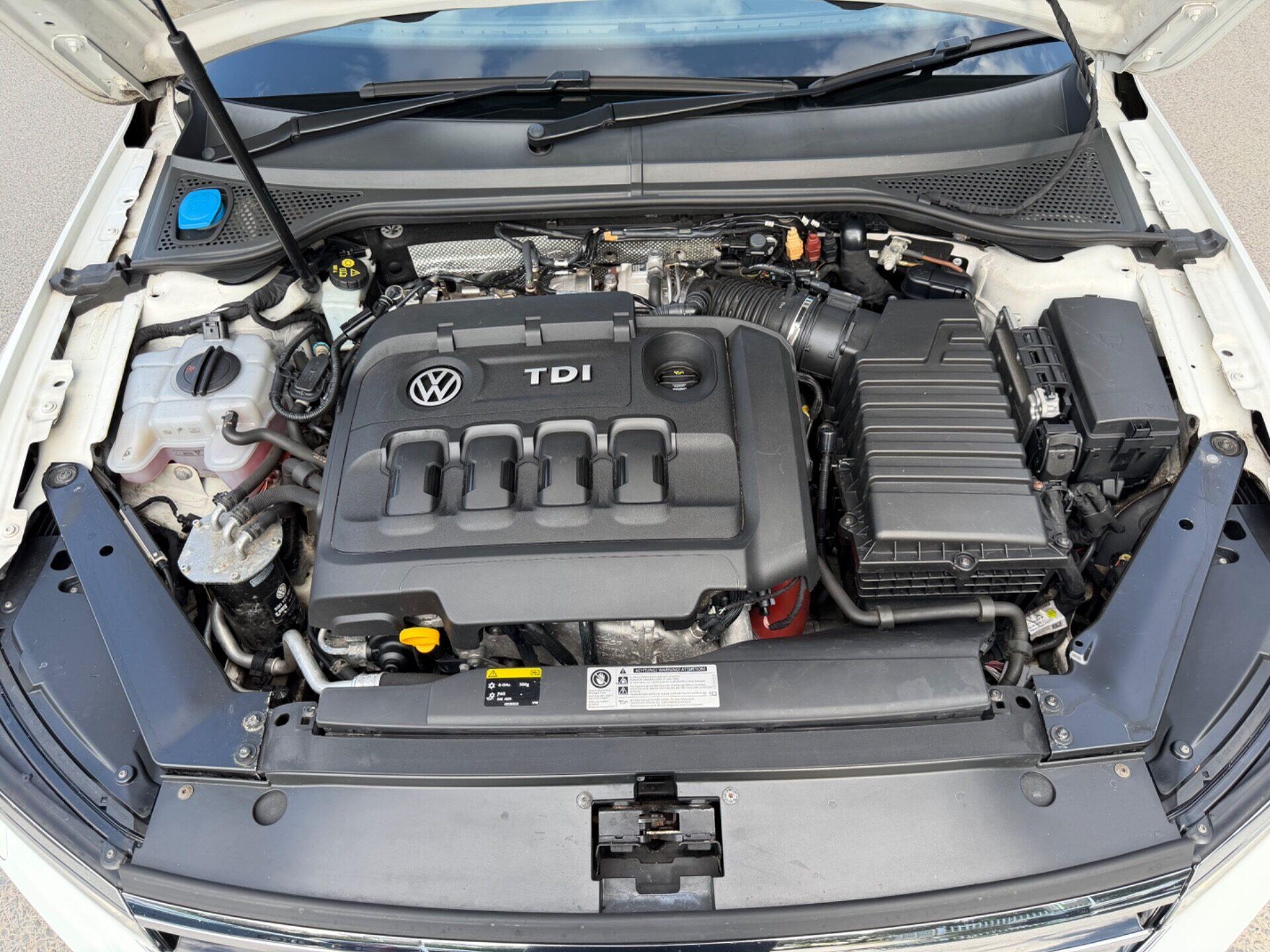 Volkswagen Passat view 50