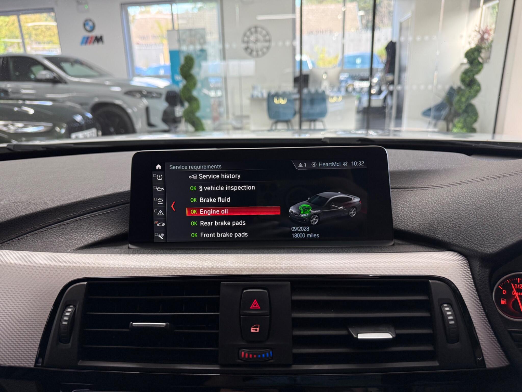 BMW 4 Series view 10