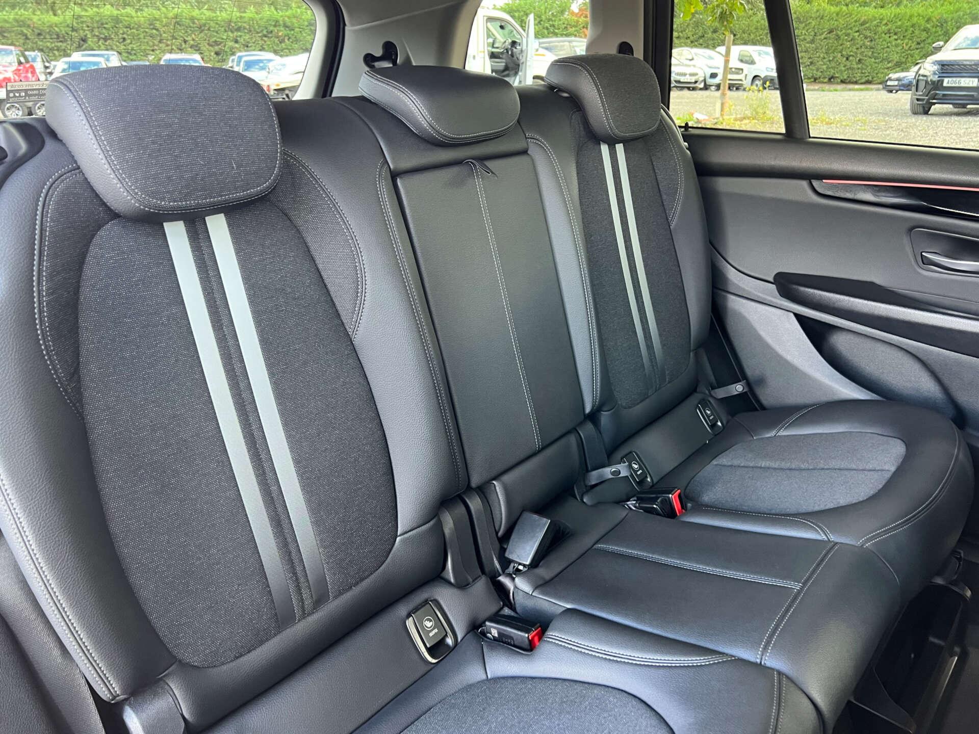 BMW 2 Series view 13