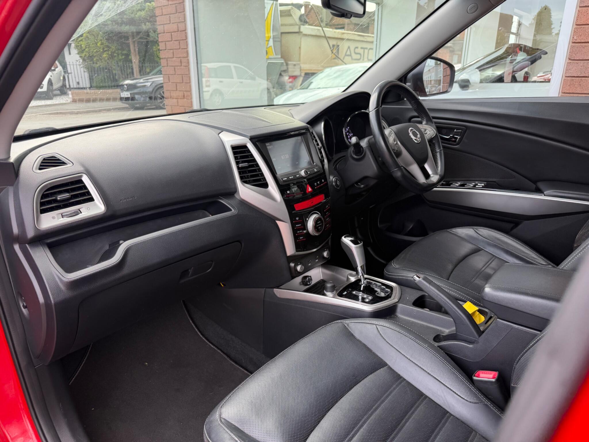 KGM Tivoli view 20