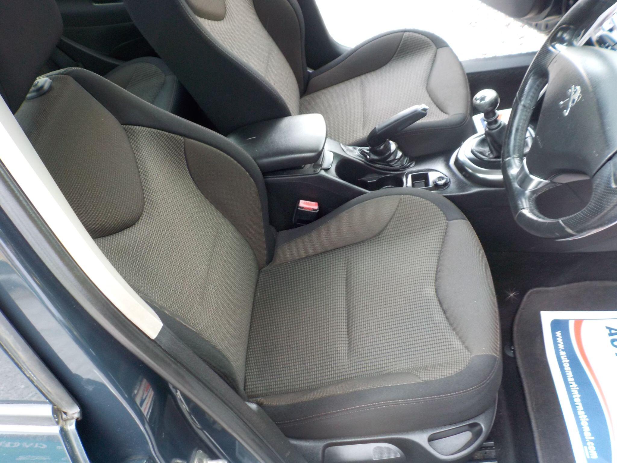 Peugeot 308 1.6 e-HDi Active Euro 5 (s/s) 5dr