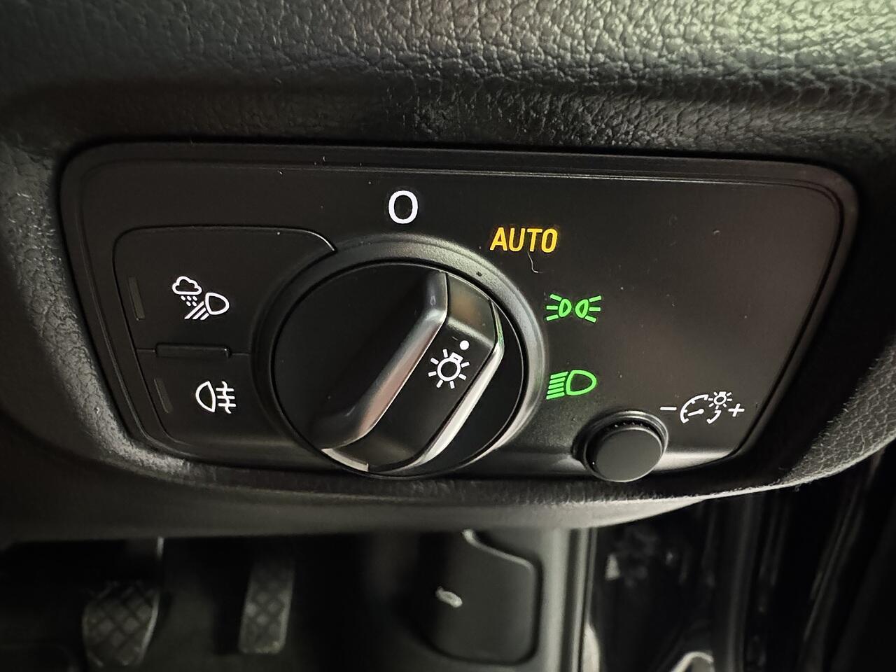 Audi A3 view 24
