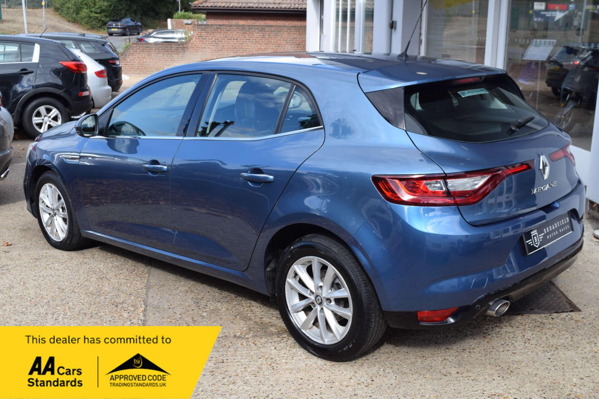 Renault Megane view 5