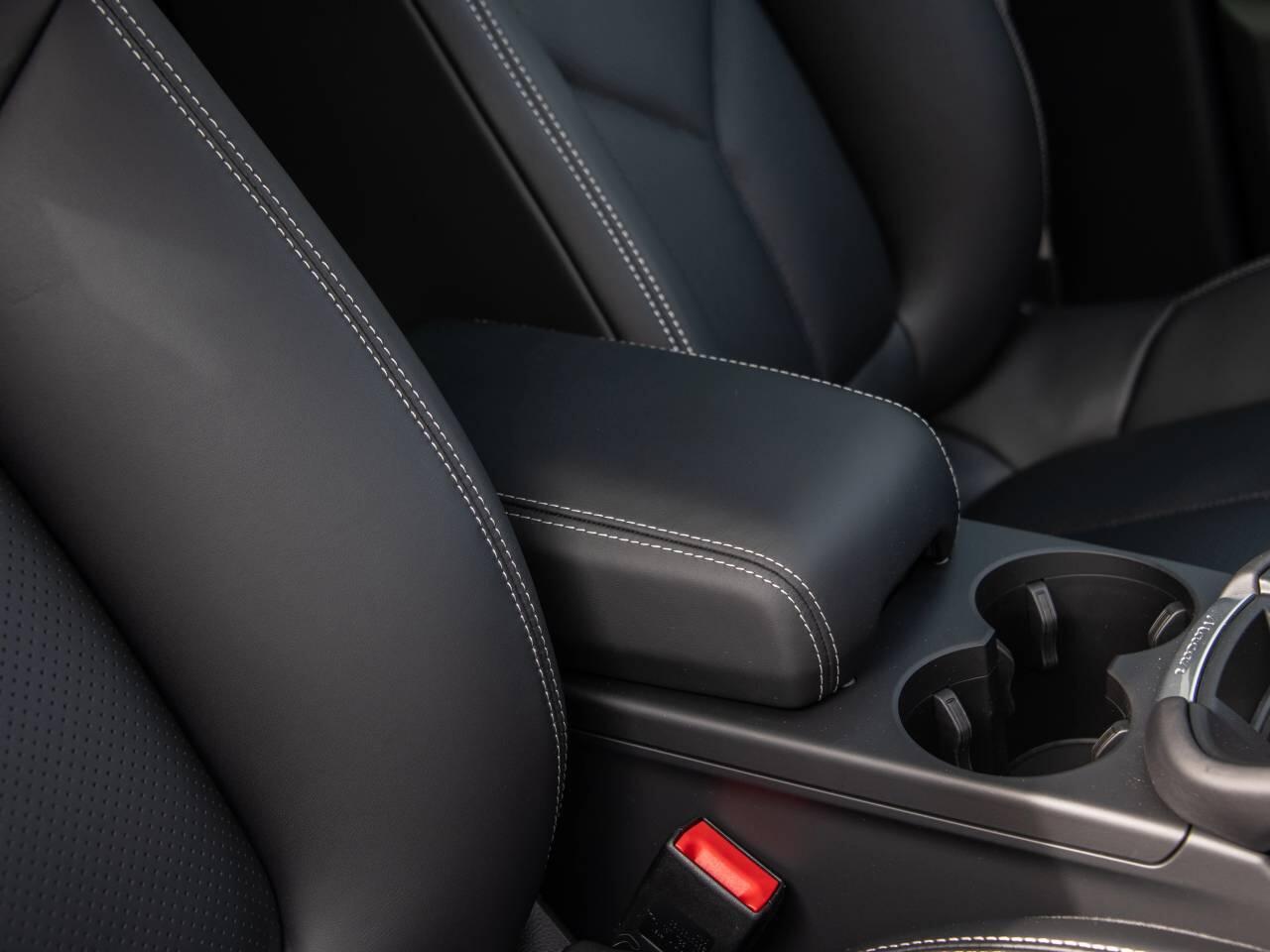 Porsche Macan view 34