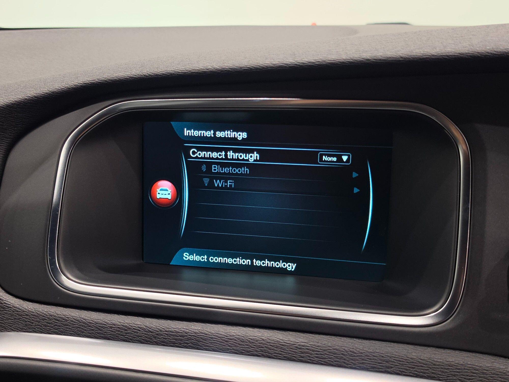 Volvo V40 view 87