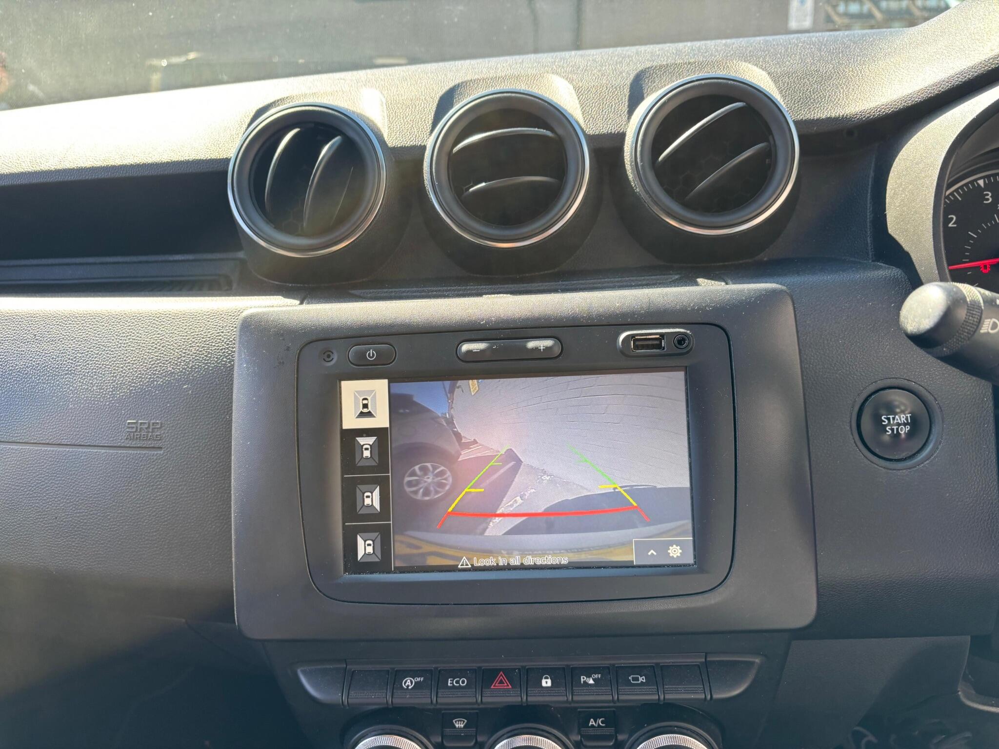 Dacia Duster view 17