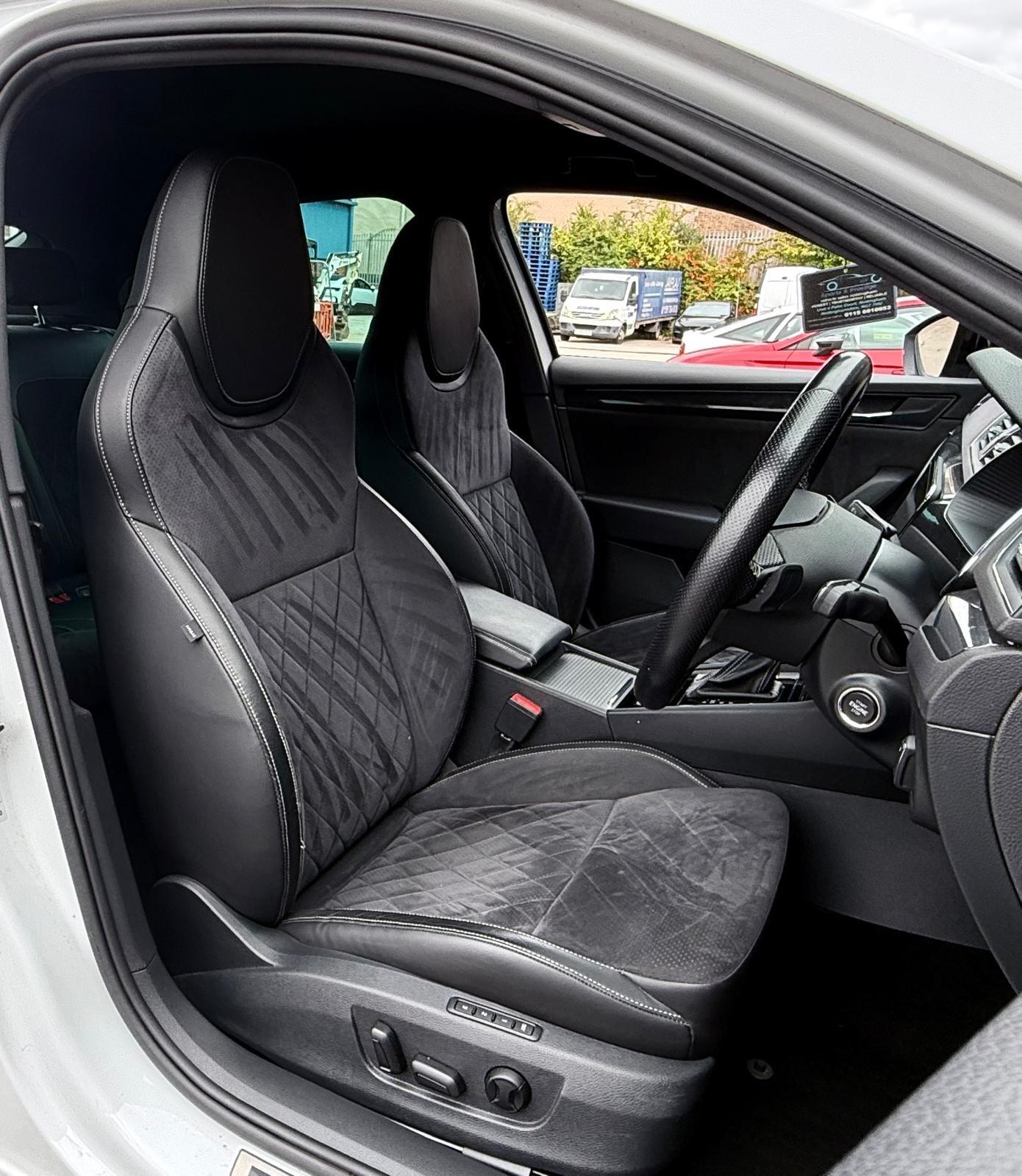Skoda Superb view 12