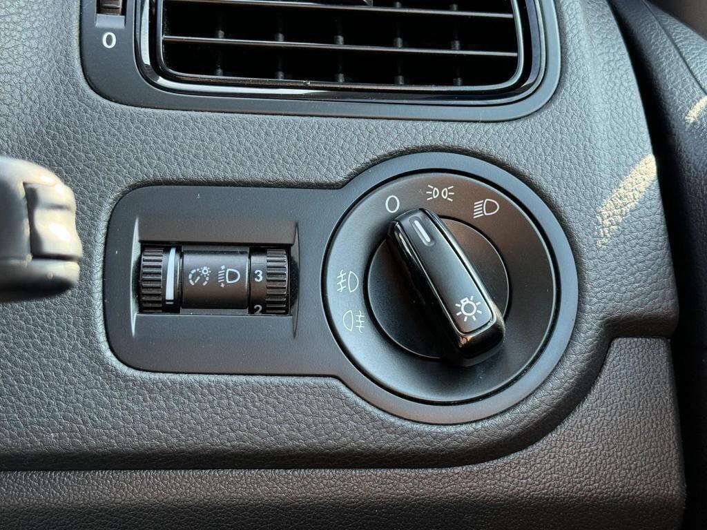Volkswagen Polo view 37