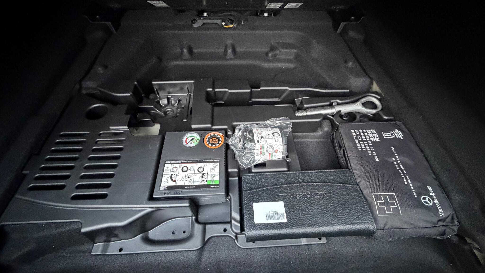 Mercedes-Benz Cla view 25