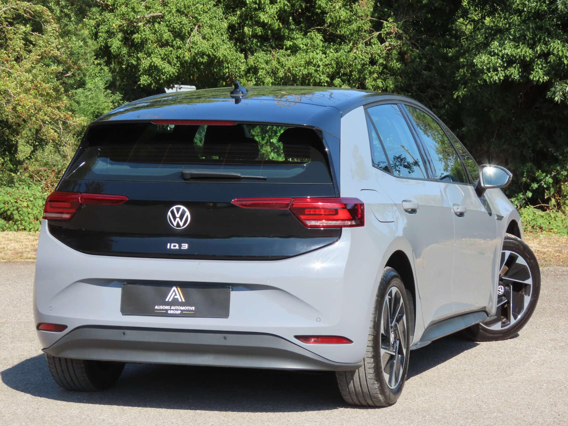Volkswagen ID.3 view 4