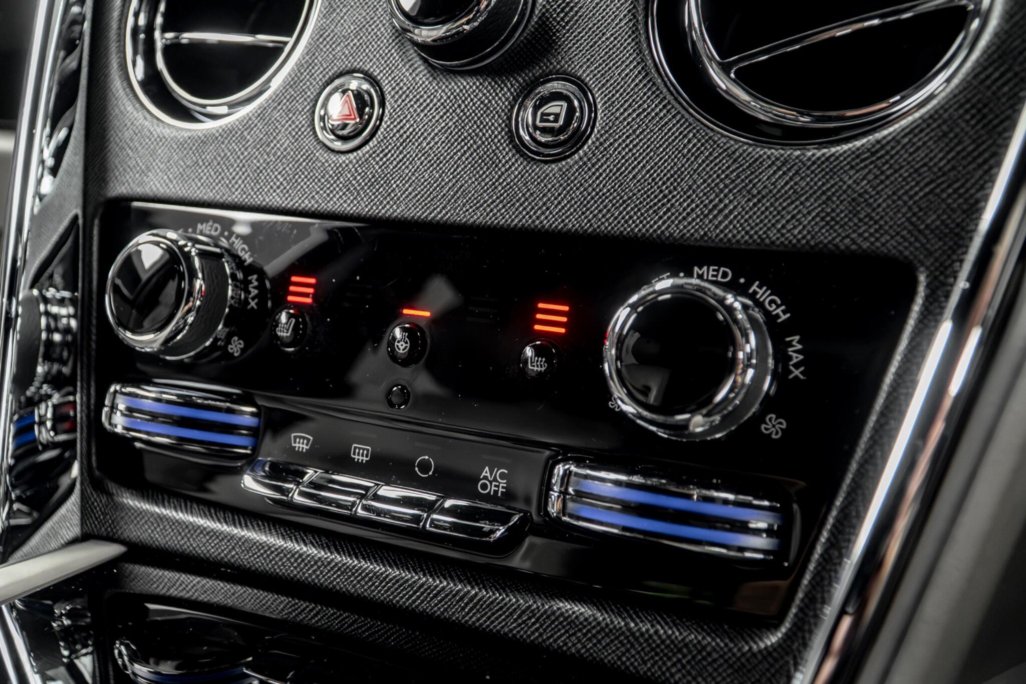Rolls-Royce Cullinan view 30