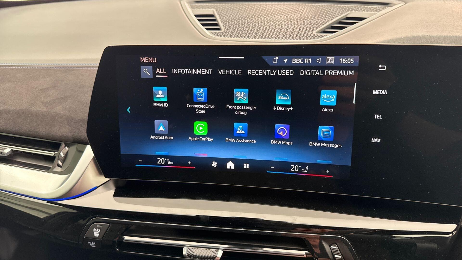 BMW Ix1 view 27