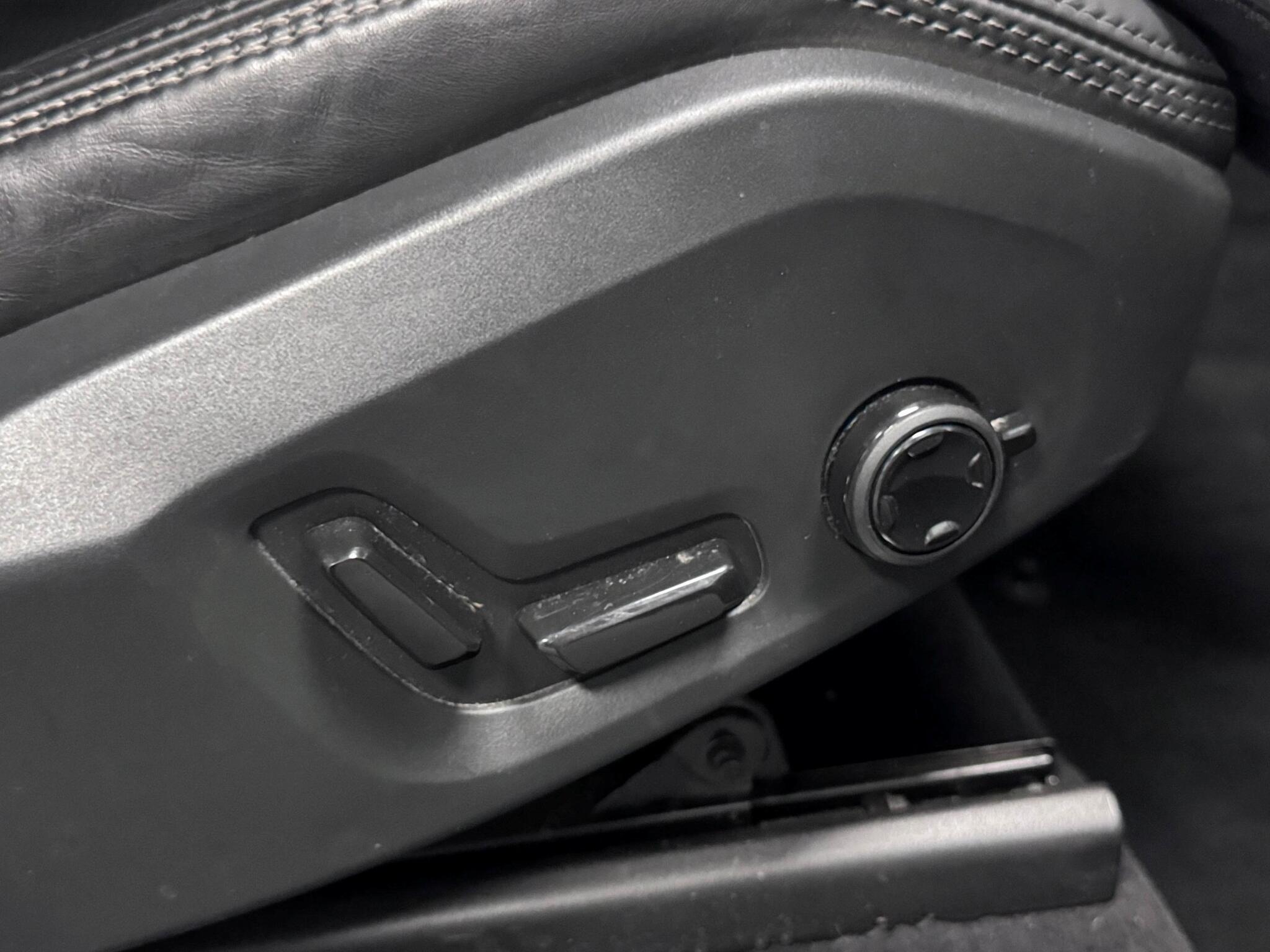 Volvo XC90 view 39