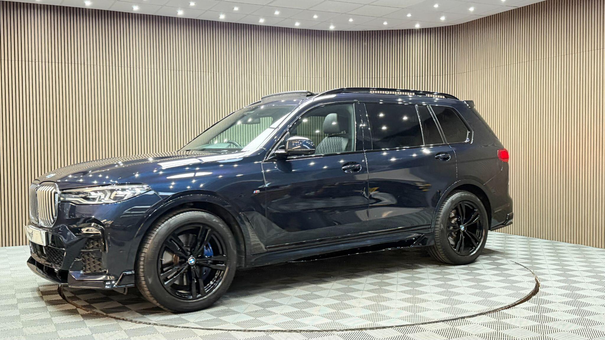 BMW X7 view 58