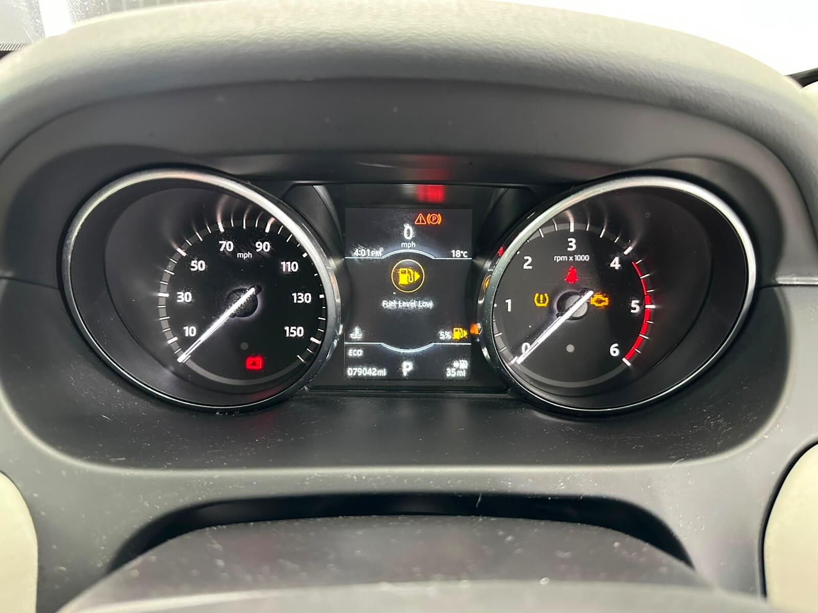 Land Rover Discovery Sport view 37
