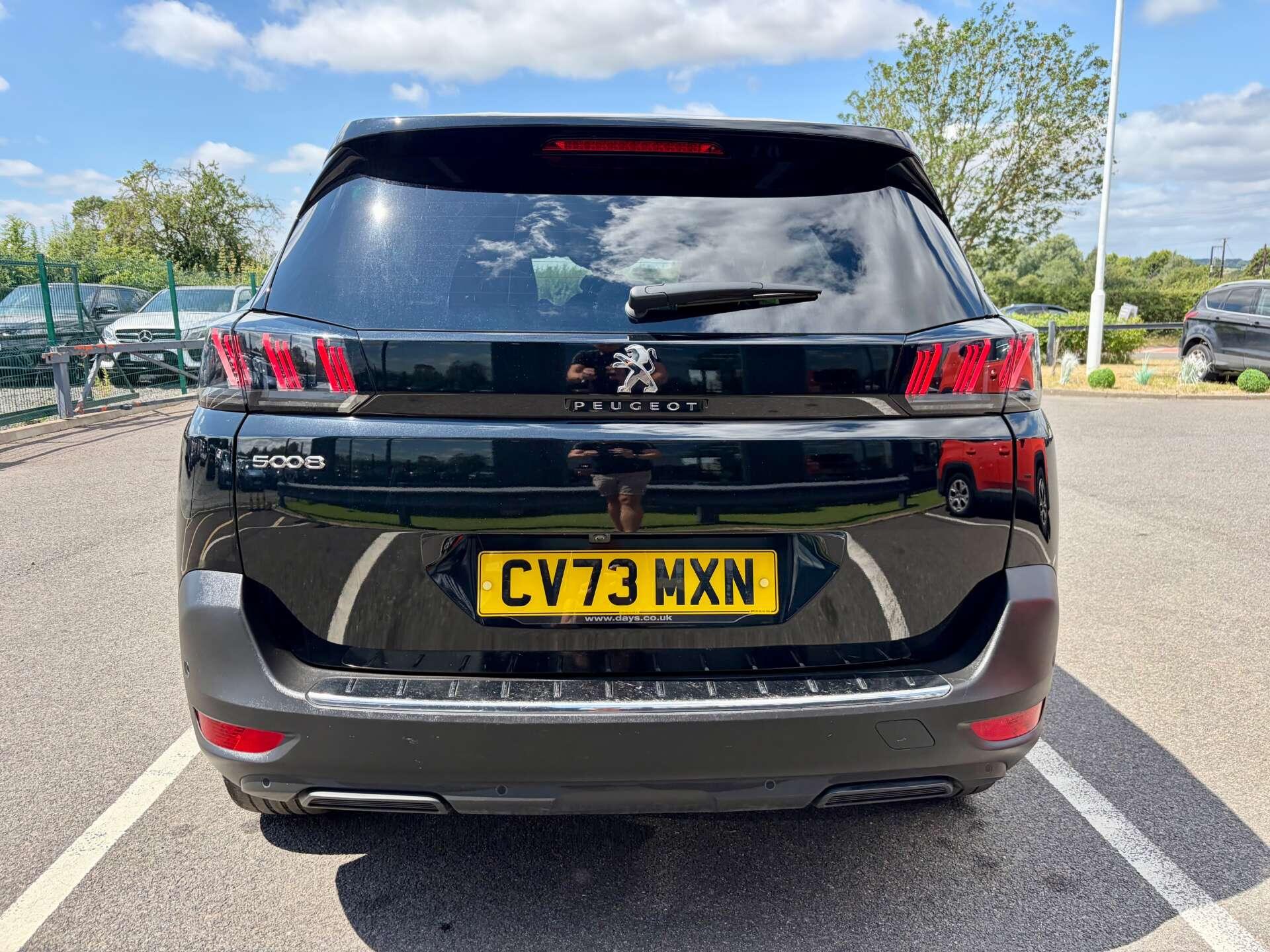 Peugeot 5008 view 7