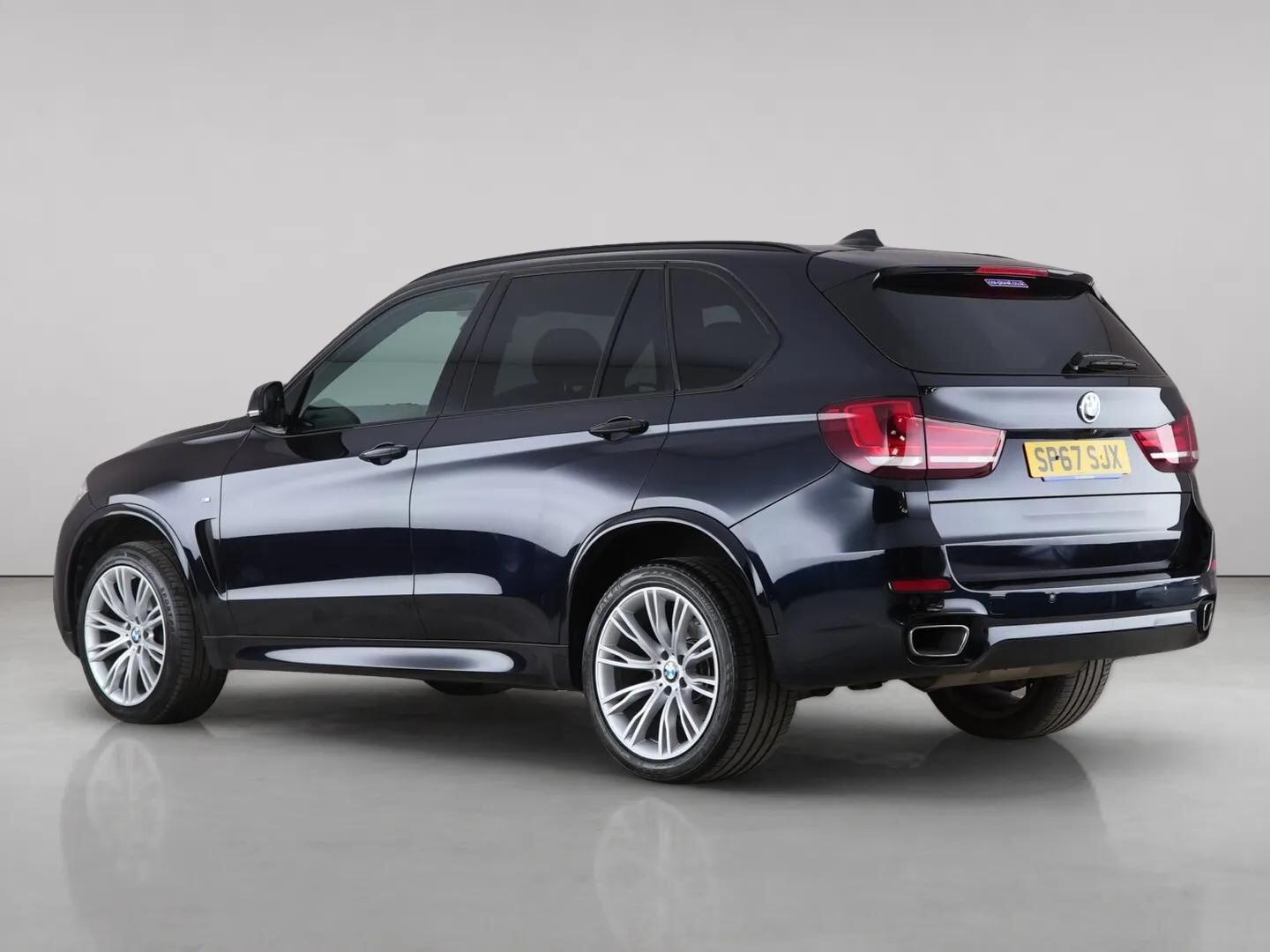 BMW X5 view 6
