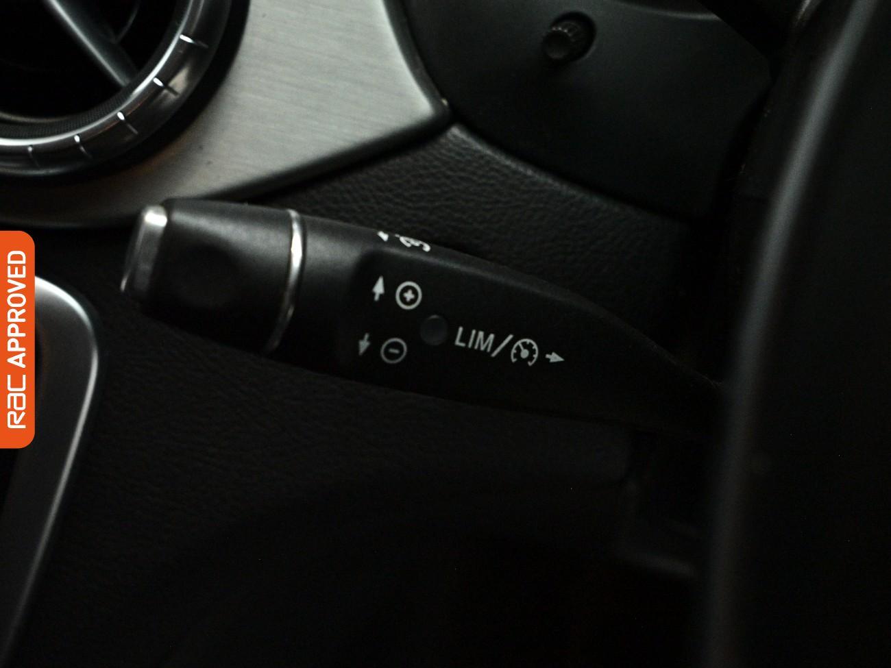 Mercedes-Benz Cla view 18