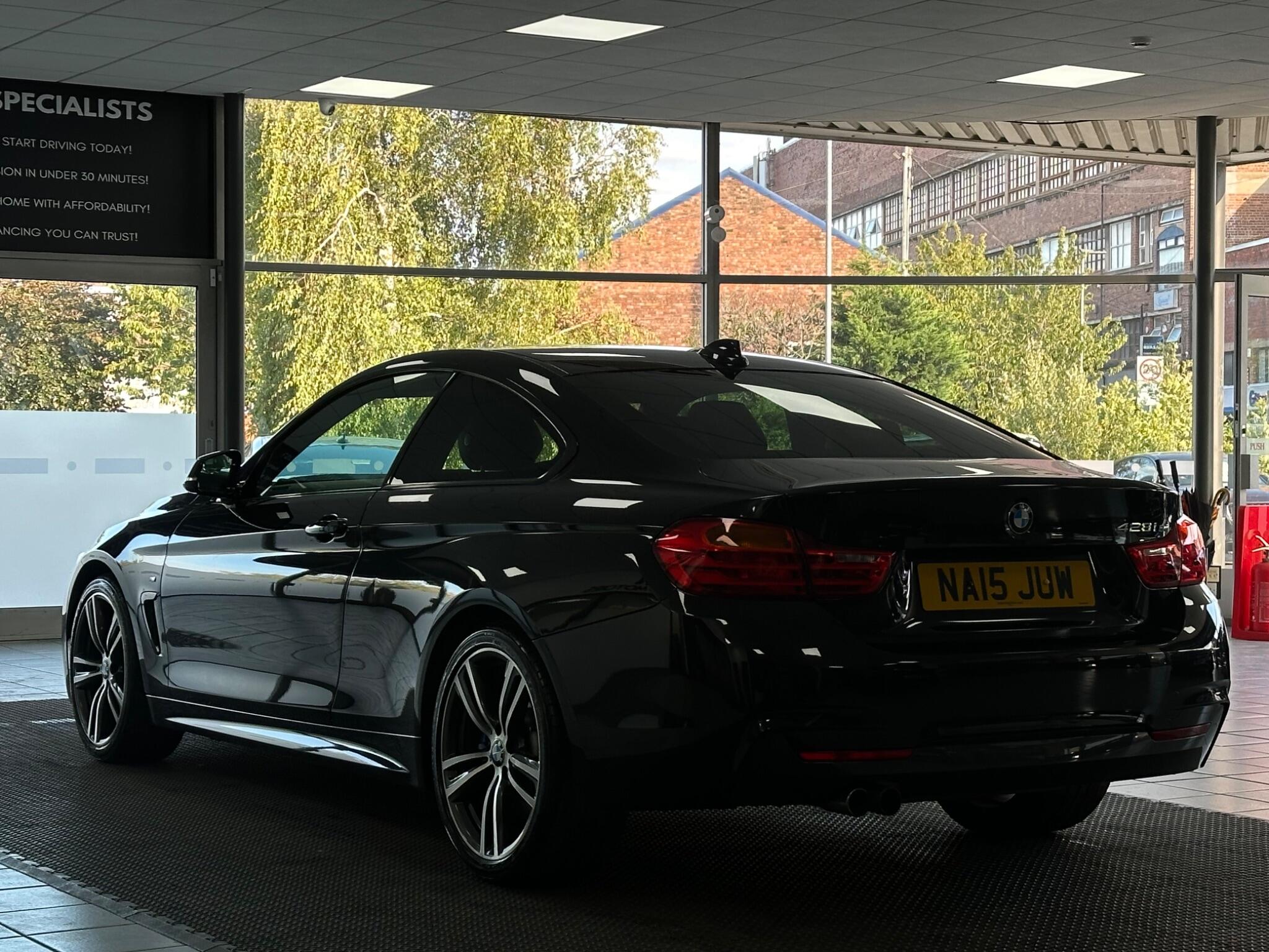 BMW 4 Series view 10