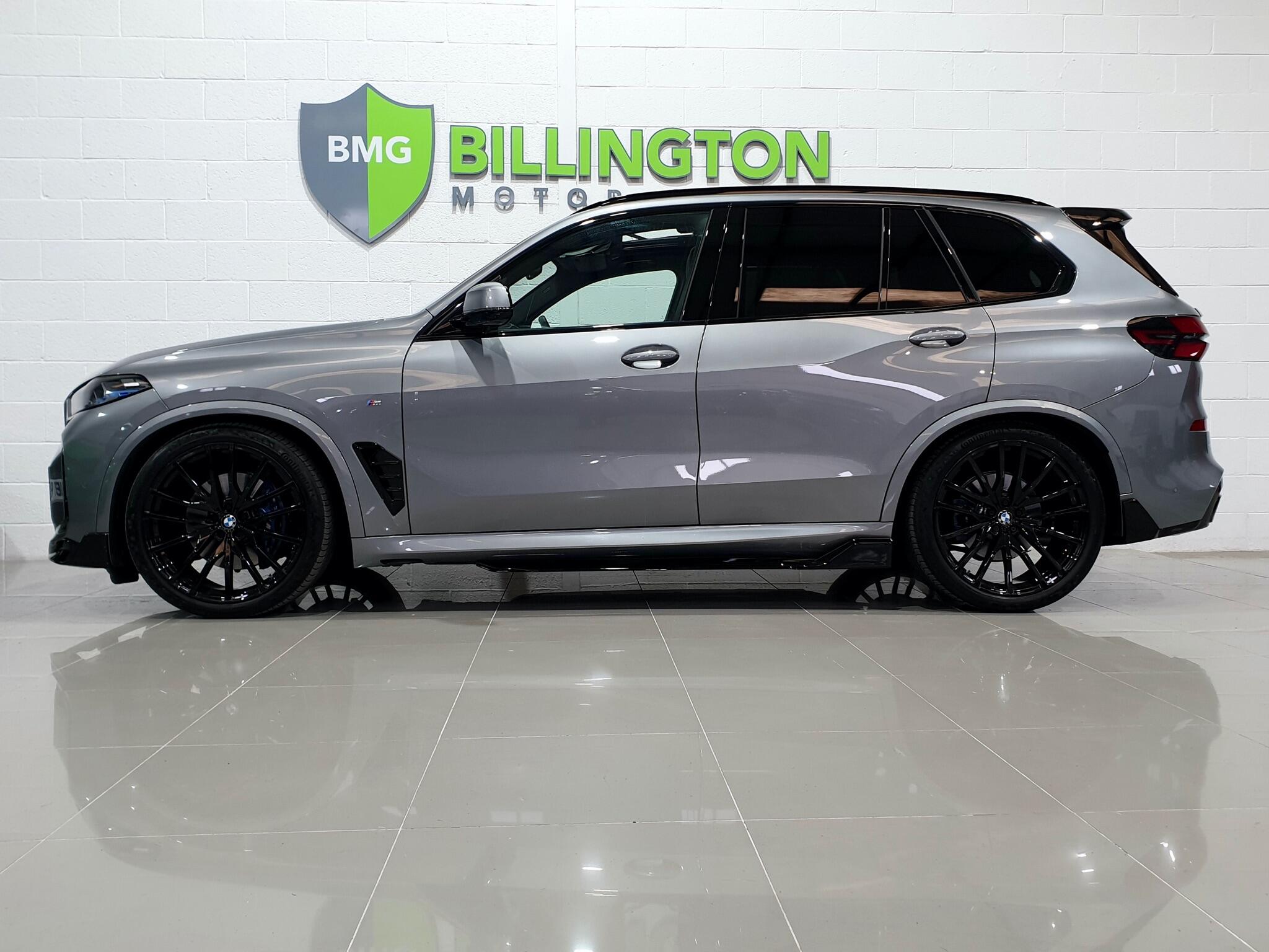 BMW X5 view 4