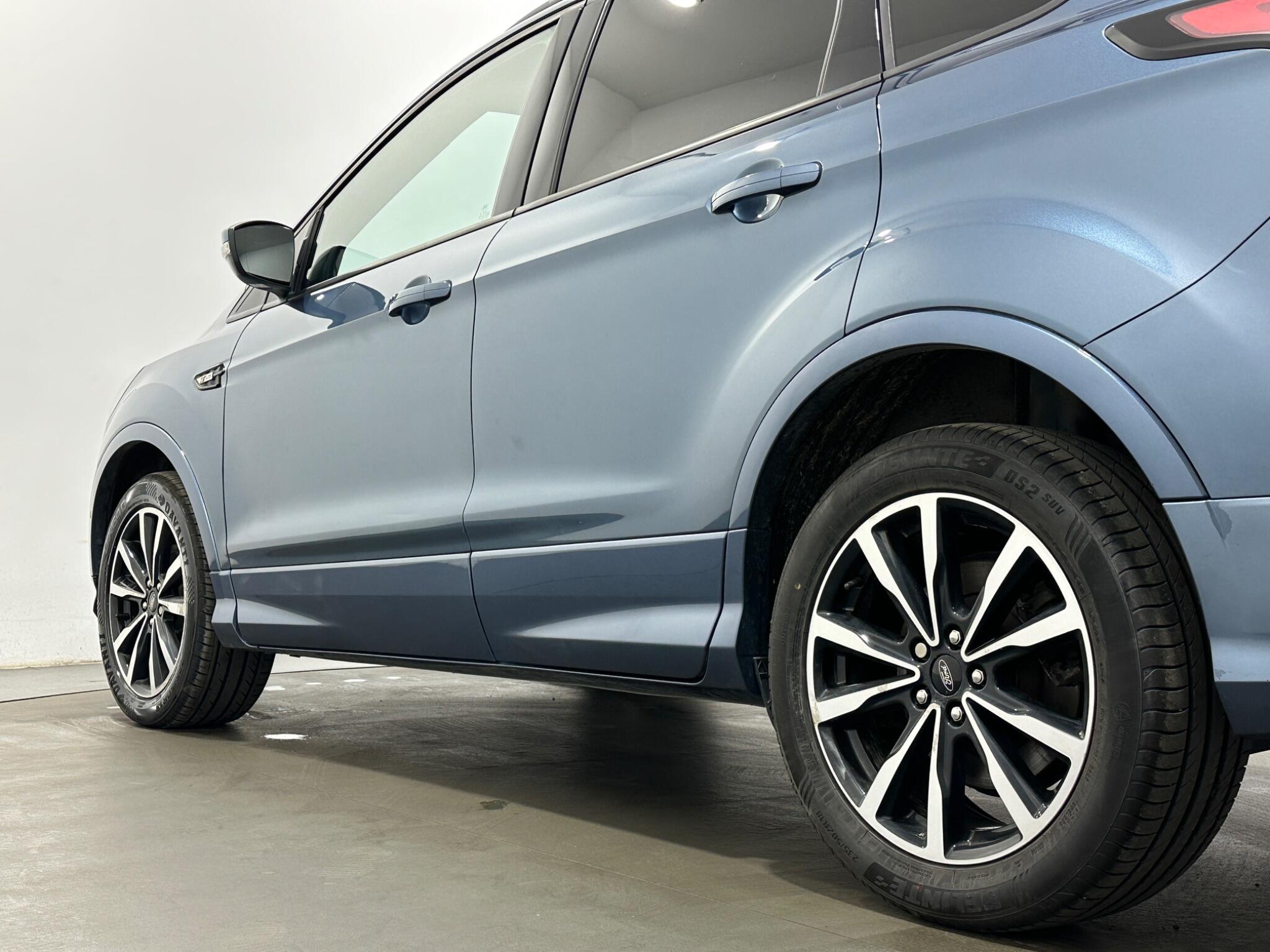 Ford Kuga view 47