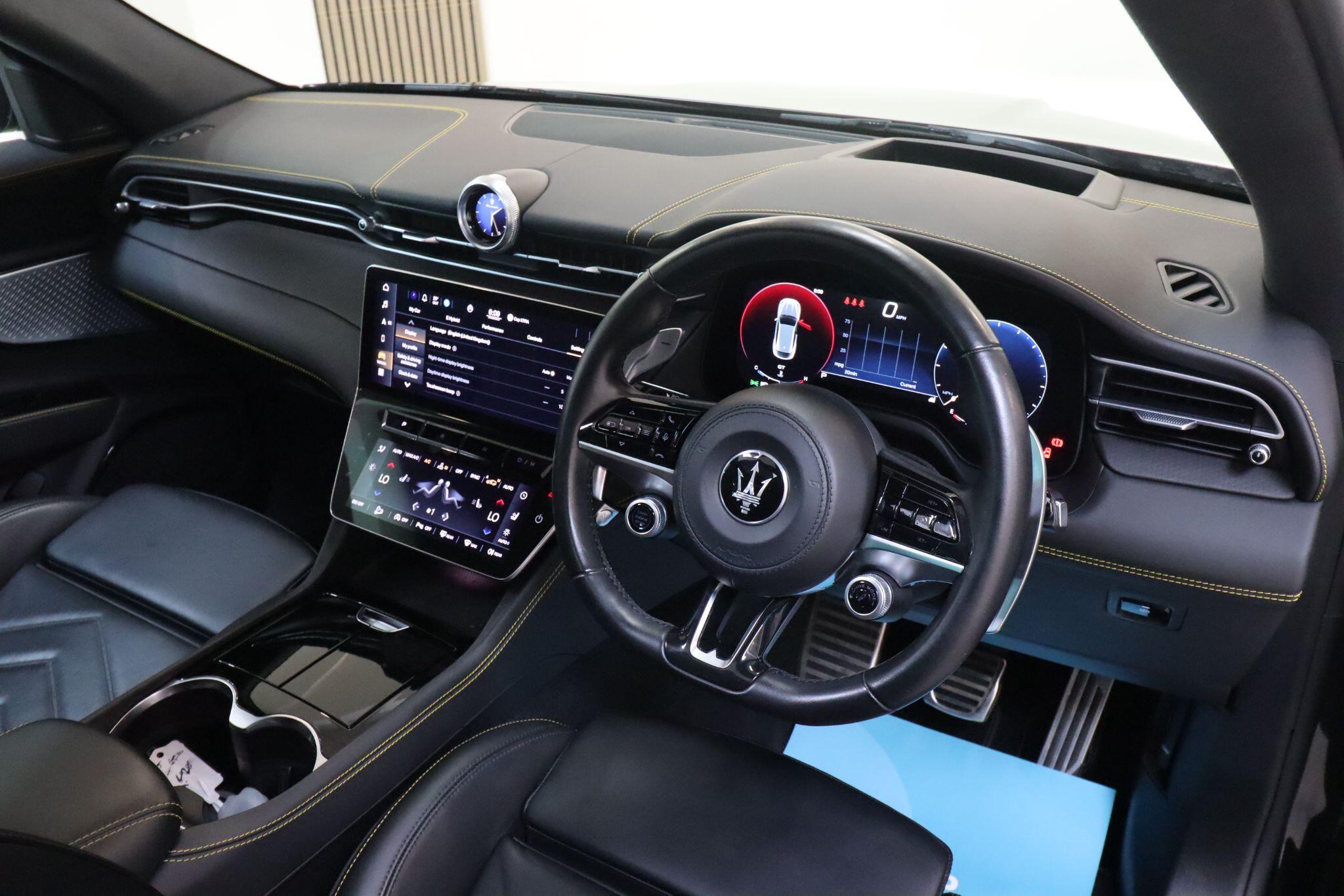 Maserati Grecale view 15