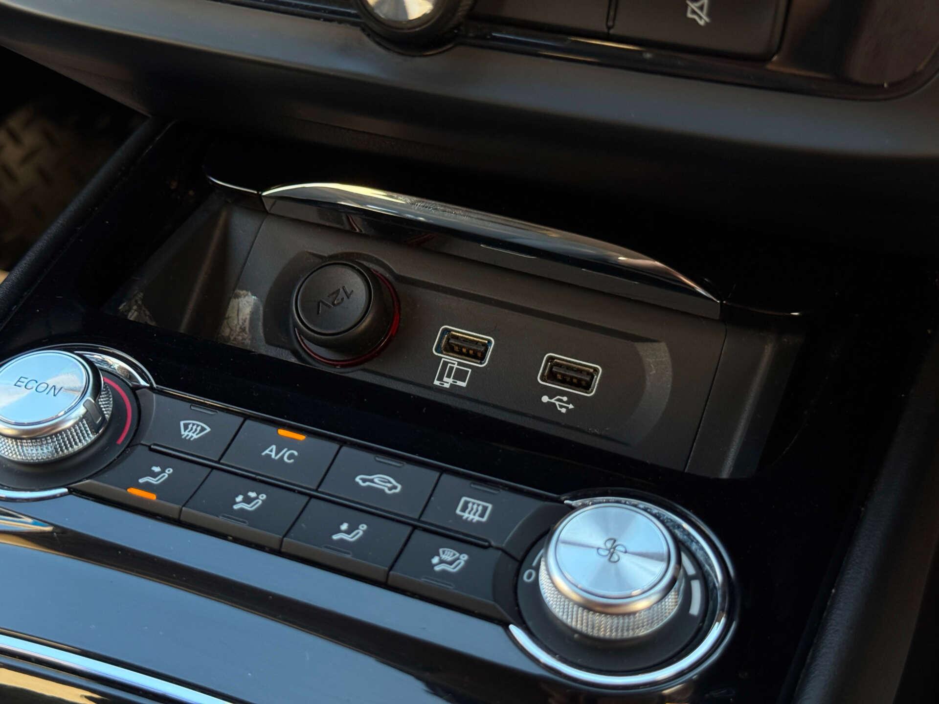 MG MG5 view 59