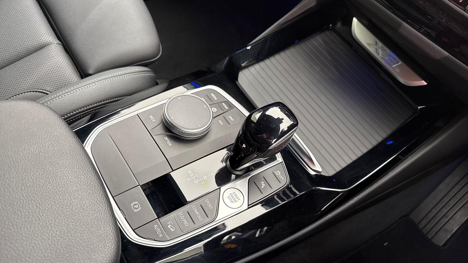 BMW X3 view 10