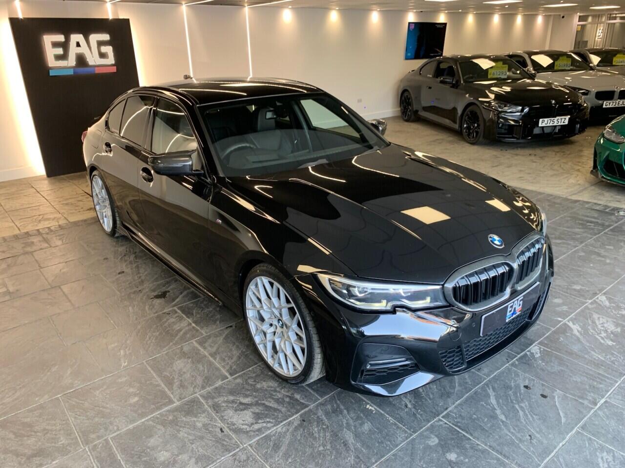 BMW 3 Series view 15