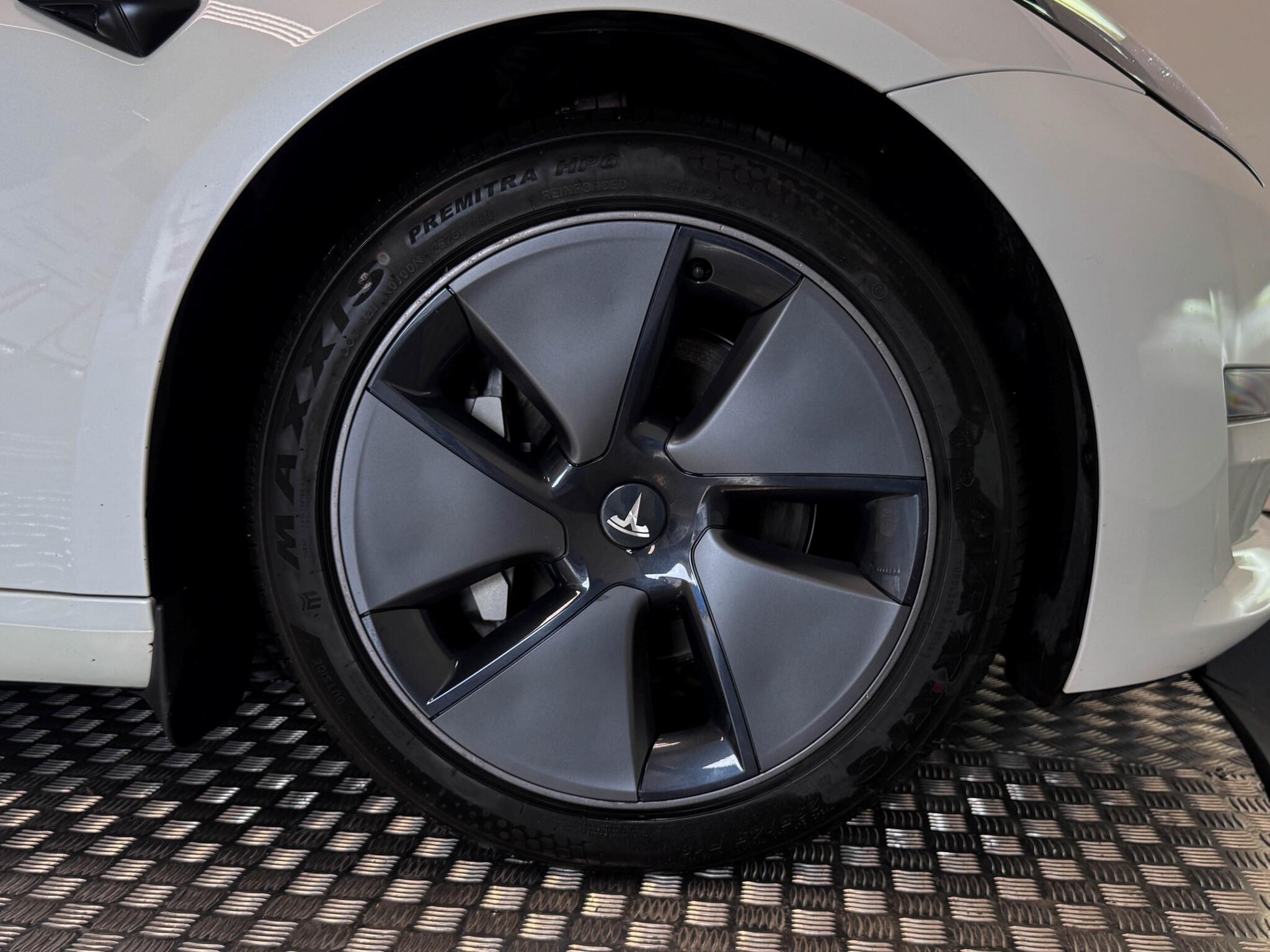 Tesla Model 3 view 52