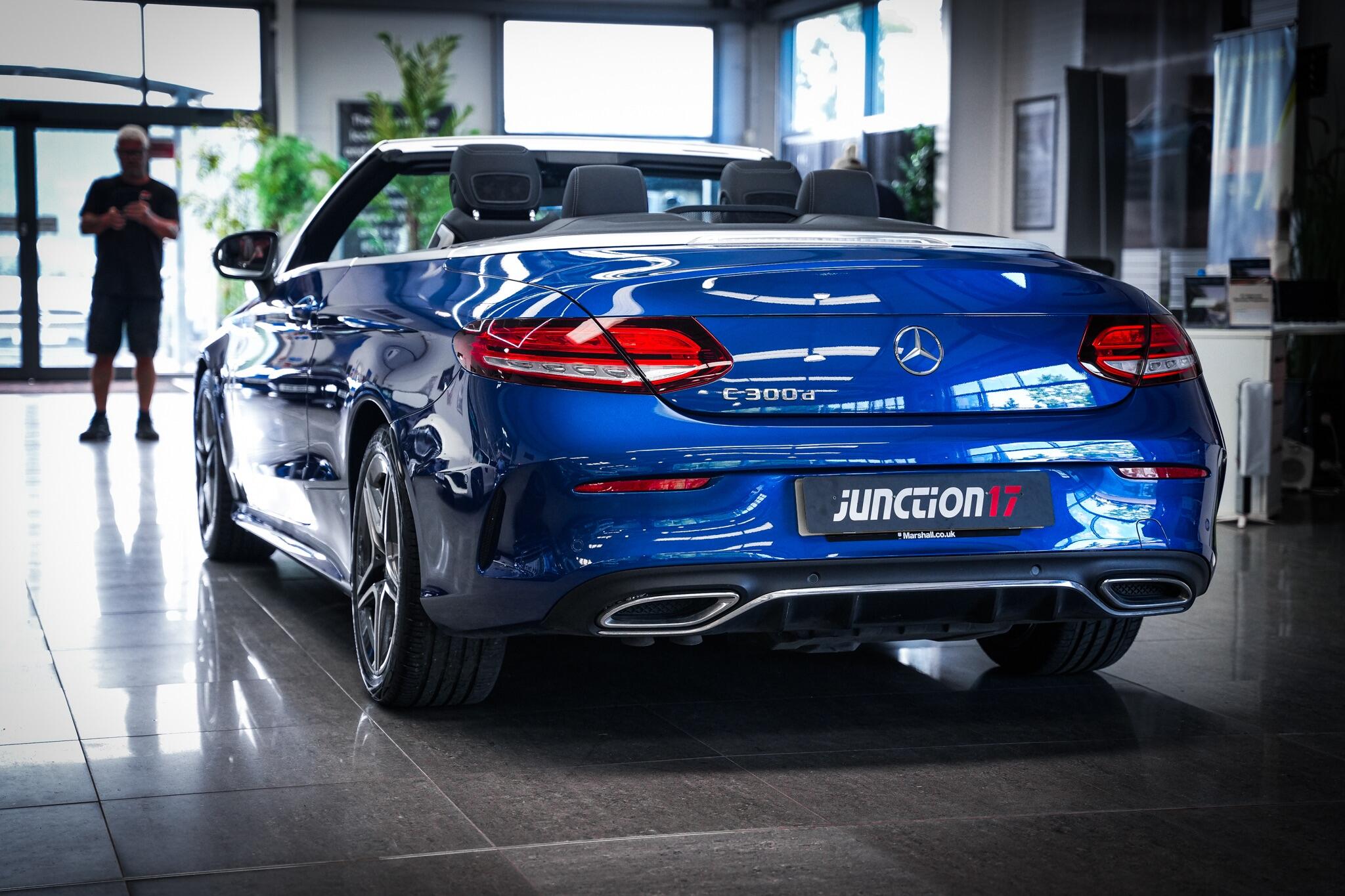 Mercedes-Benz C-Class view 13