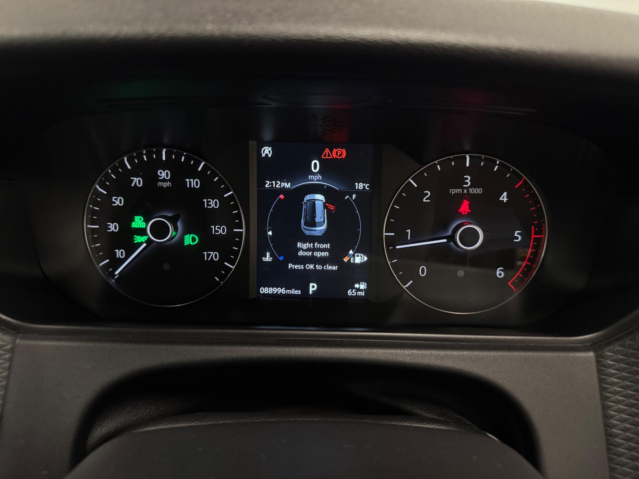 Land Rover Range Rover Velar view 23
