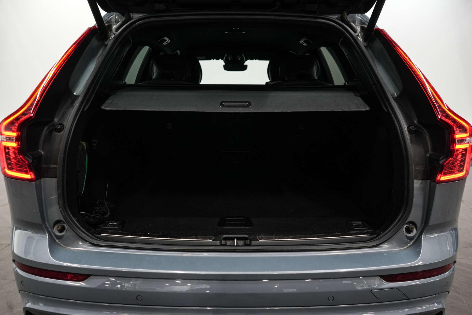 Volvo XC60 view 13