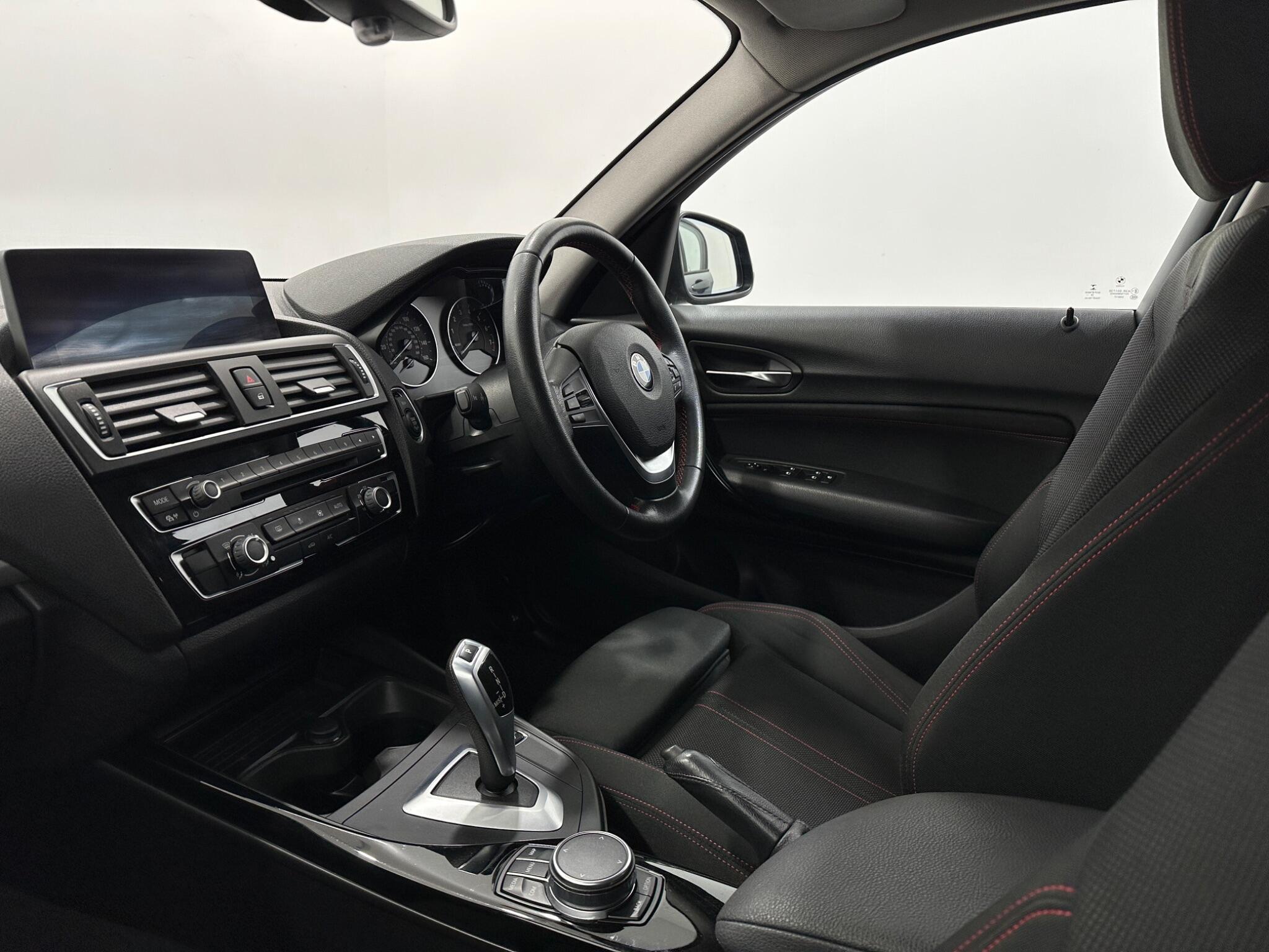 BMW 1 Series view 31