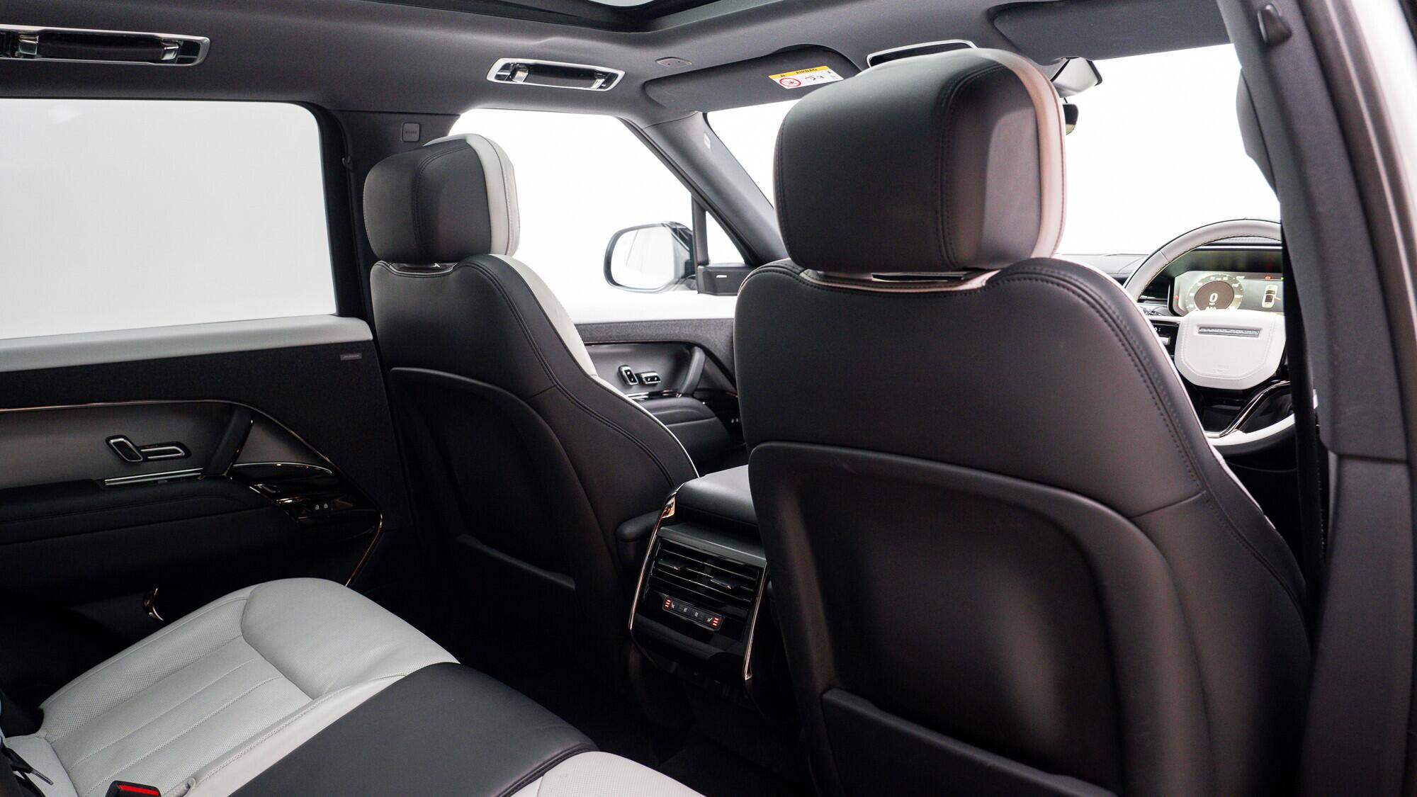 Land Rover Range Rover Sport view 19