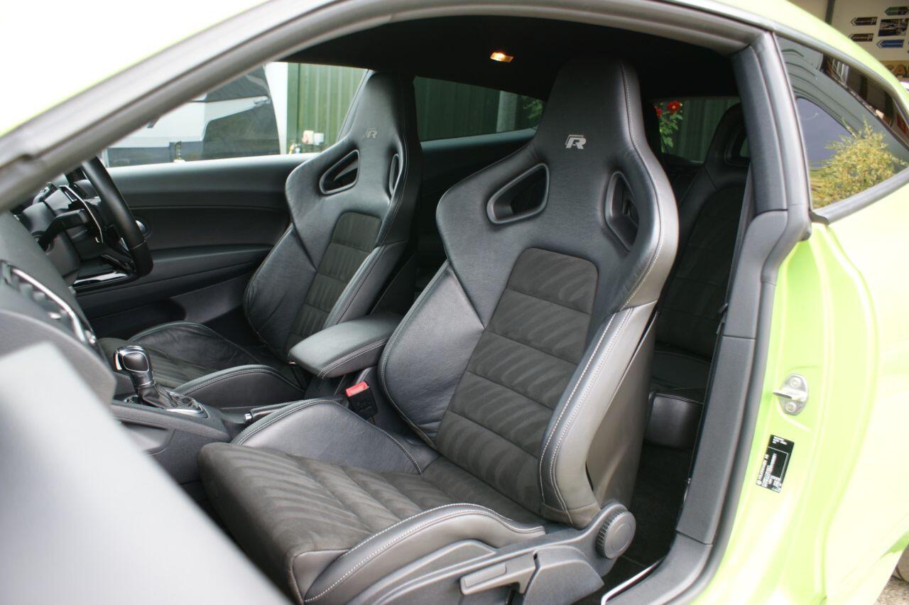 Volkswagen Scirocco view 3