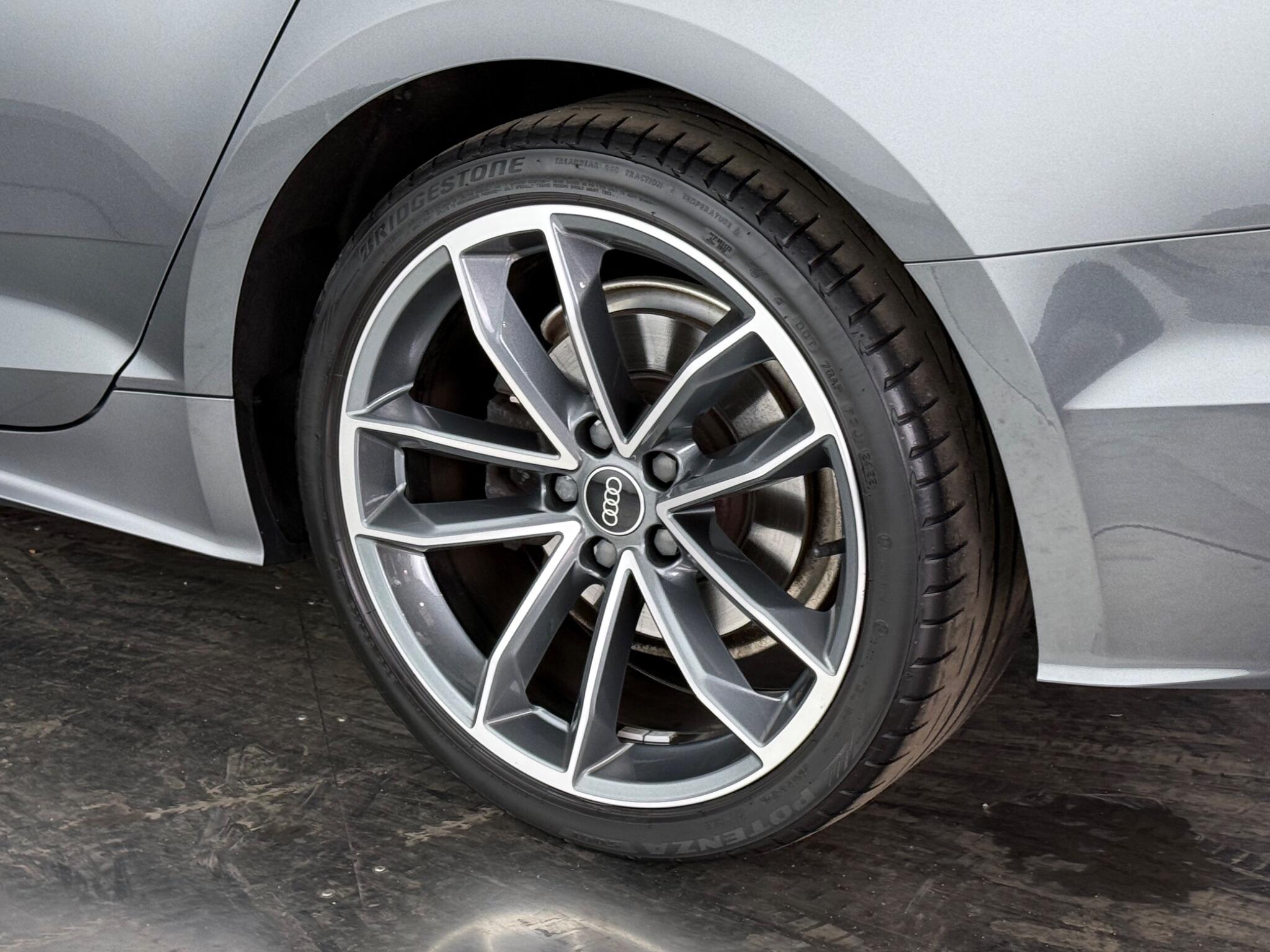 Audi A5 view 8