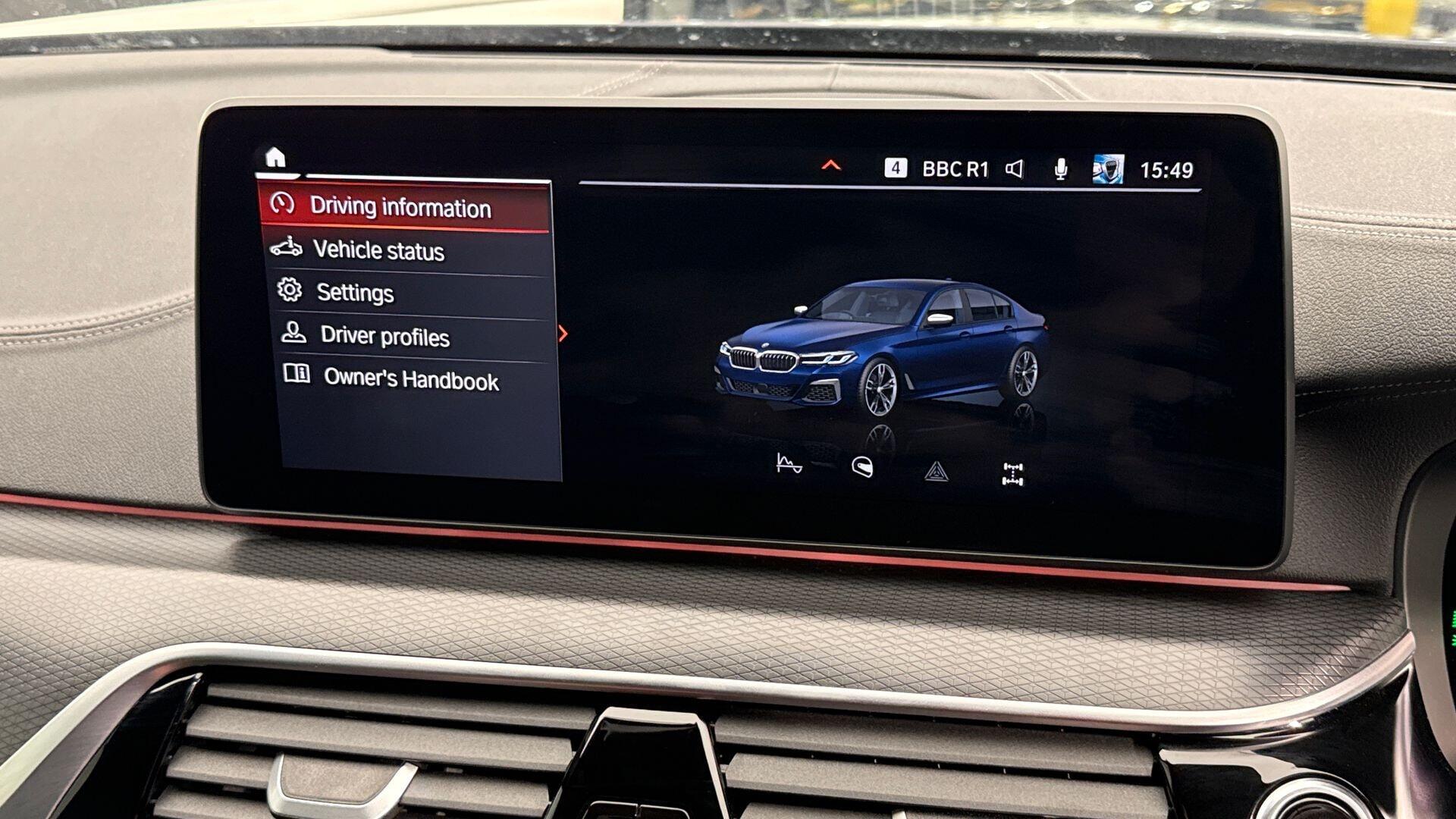 BMW 5 Series view 29