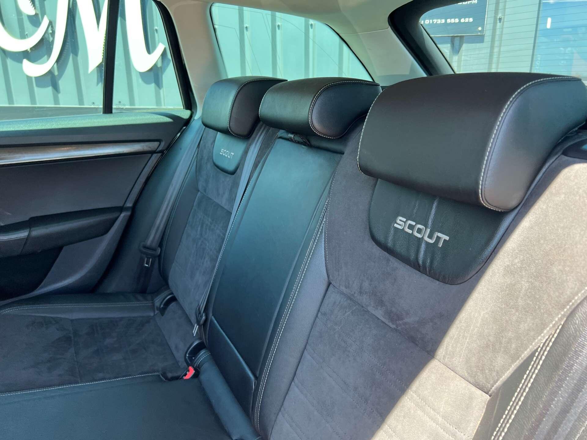 Skoda Octavia view 34