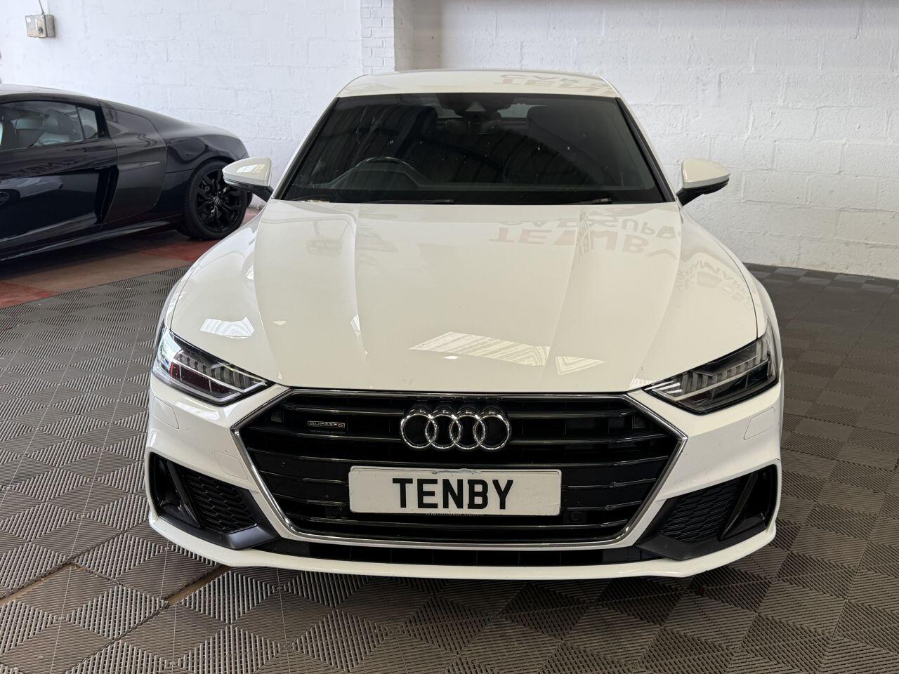 Audi A7 view 4