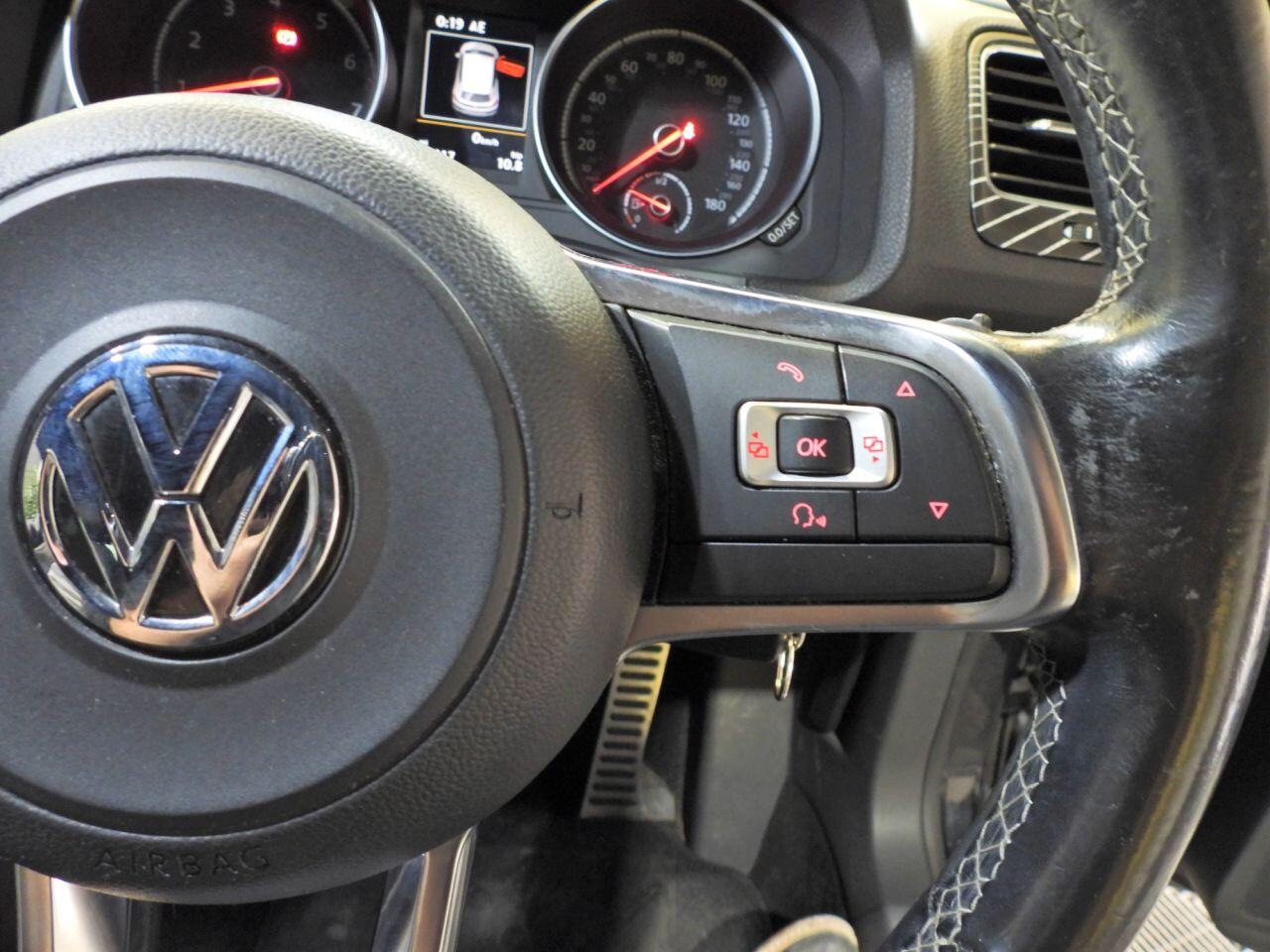 Volkswagen Scirocco view 27